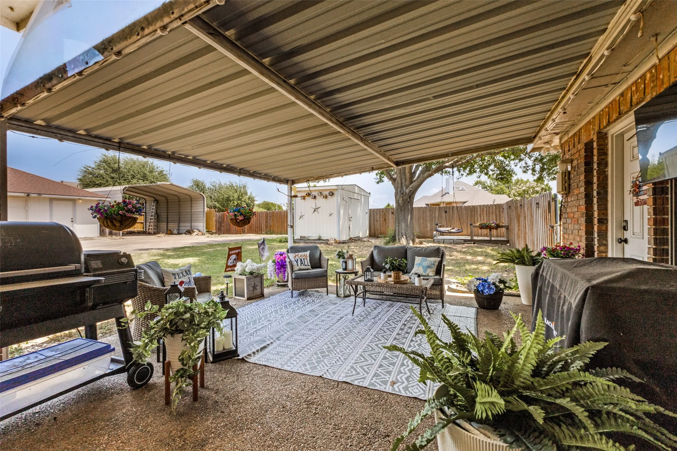 Single Family Residence For Rent in Collin County , 204 N W A Allen Boulevard, Wylie, Texas 75098, 3 Bedroom, 2 Bathroom, 4 Garage spaces, 1,455 Sqft, built in 1987, mls#21395501, Real Estate Agent in Wylie, Homes For Rent in Collin county, Homes For Rent in Wylie, Realtor in Wylie Texas, Real Estate Brokerage Independent Realty Texas, Luminita Cordes Realtor