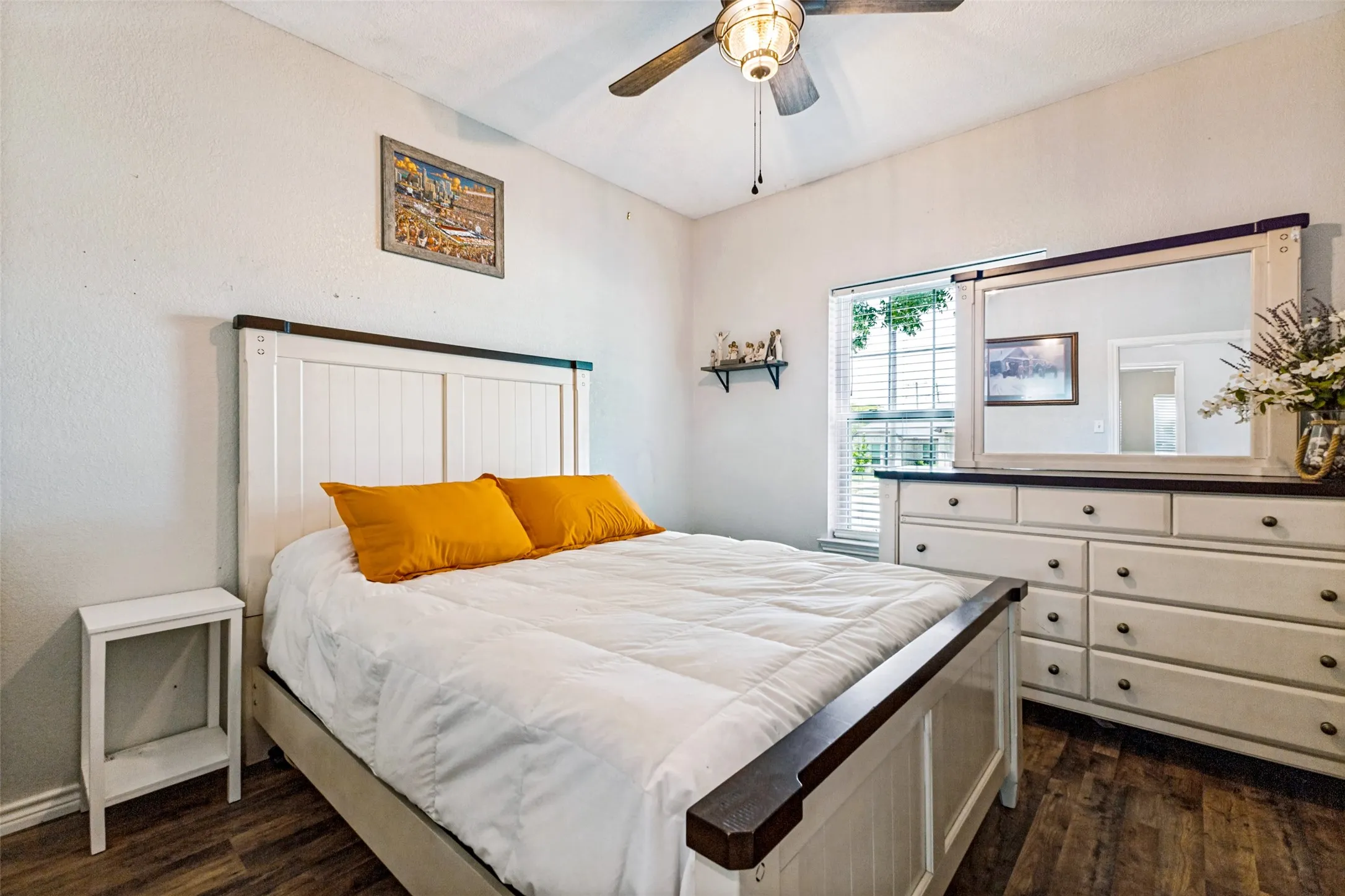 Single Family Residence For Rent in Collin County , 204 N W A Allen Boulevard, Wylie, Texas 75098, 3 Bedroom, 2 Bathroom, 4 Garage spaces, 1,455 Sqft, built in 1987, mls#21395501, Real Estate Agent in Wylie, Homes For Rent in Collin county, Homes For Rent in Wylie, Realtor in Wylie Texas, Real Estate Brokerage Independent Realty Texas, Luminita Cordes Realtor