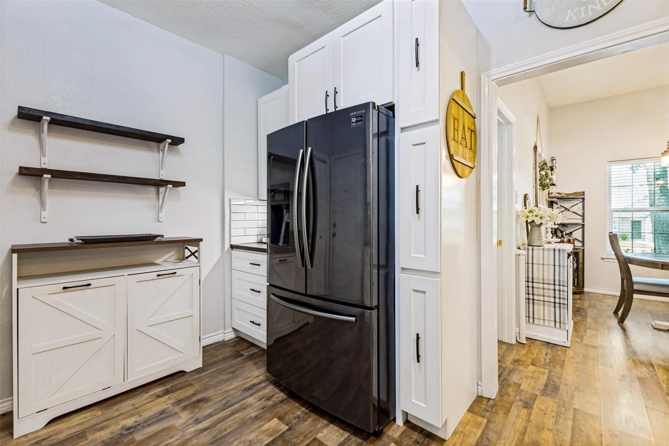 Single Family Residence For Rent in Collin County , 204 N W A Allen Boulevard, Wylie, Texas 75098, 3 Bedroom, 2 Bathroom, 4 Garage spaces, 1,455 Sqft, built in 1987, mls#21395501, Real Estate Agent in Wylie, Homes For Rent in Collin county, Homes For Rent in Wylie, Realtor in Wylie Texas, Real Estate Brokerage Independent Realty Texas, Luminita Cordes Realtor