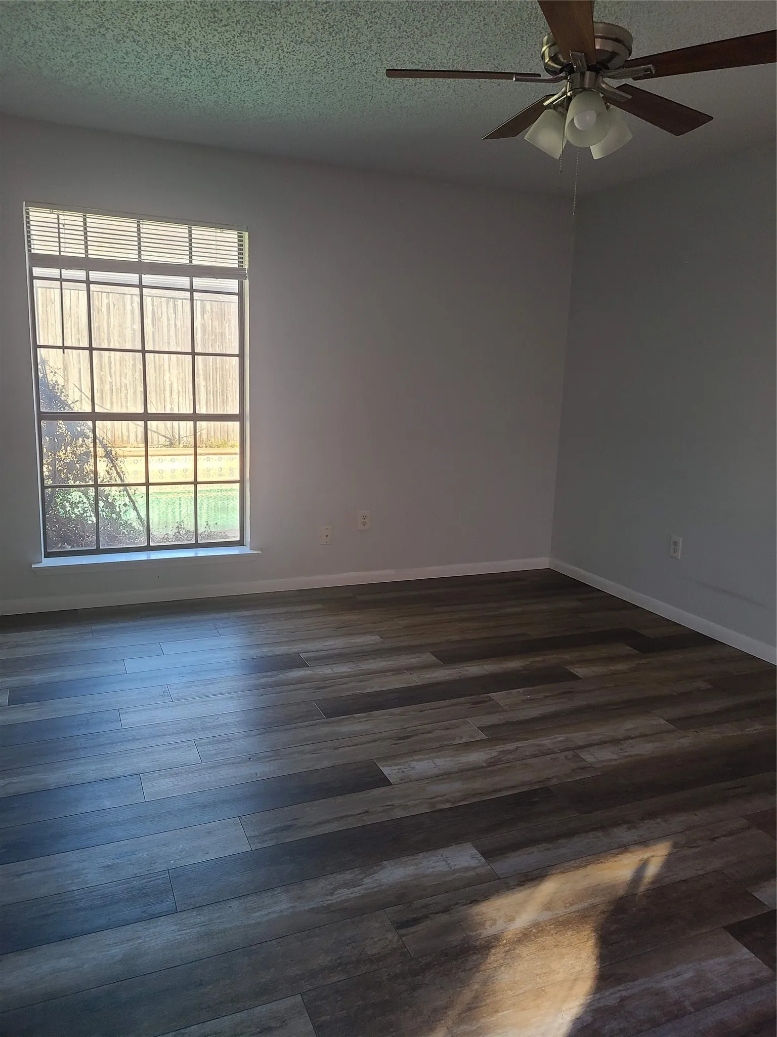 Single Family Residence For Rent in Dallas County , 305 Centennial Boulevard, Richardson, Texas 75081, 3 Bedroom, 2 Bathroom, 2 Garage spaces, 2,218 Sqft, built in 1980, mls#21395507, Real Estate Agent in Richardson, Homes For Rent in Dallas county, Homes For Rent in Richardson, Realtor in Richardson Texas, Real Estate Brokerage Independent Realty Texas, Luminita Cordes Realtor