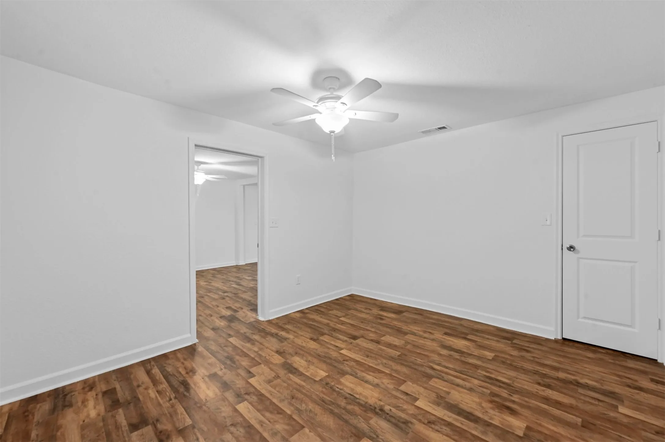 Single Family Residence For Rent in Collin County , 105 Short Street, Farmersville, Texas 75442, 3 Bedroom, 1 Bathroom, Garage spaces, 1,432 Sqft, built in 1941, mls#21395511, Real Estate Agent in Farmersville, Homes For Rent in Collin county, Homes For Rent in Farmersville, Realtor in Farmersville Texas, Real Estate Brokerage Independent Realty Texas, Luminita Cordes Realtor