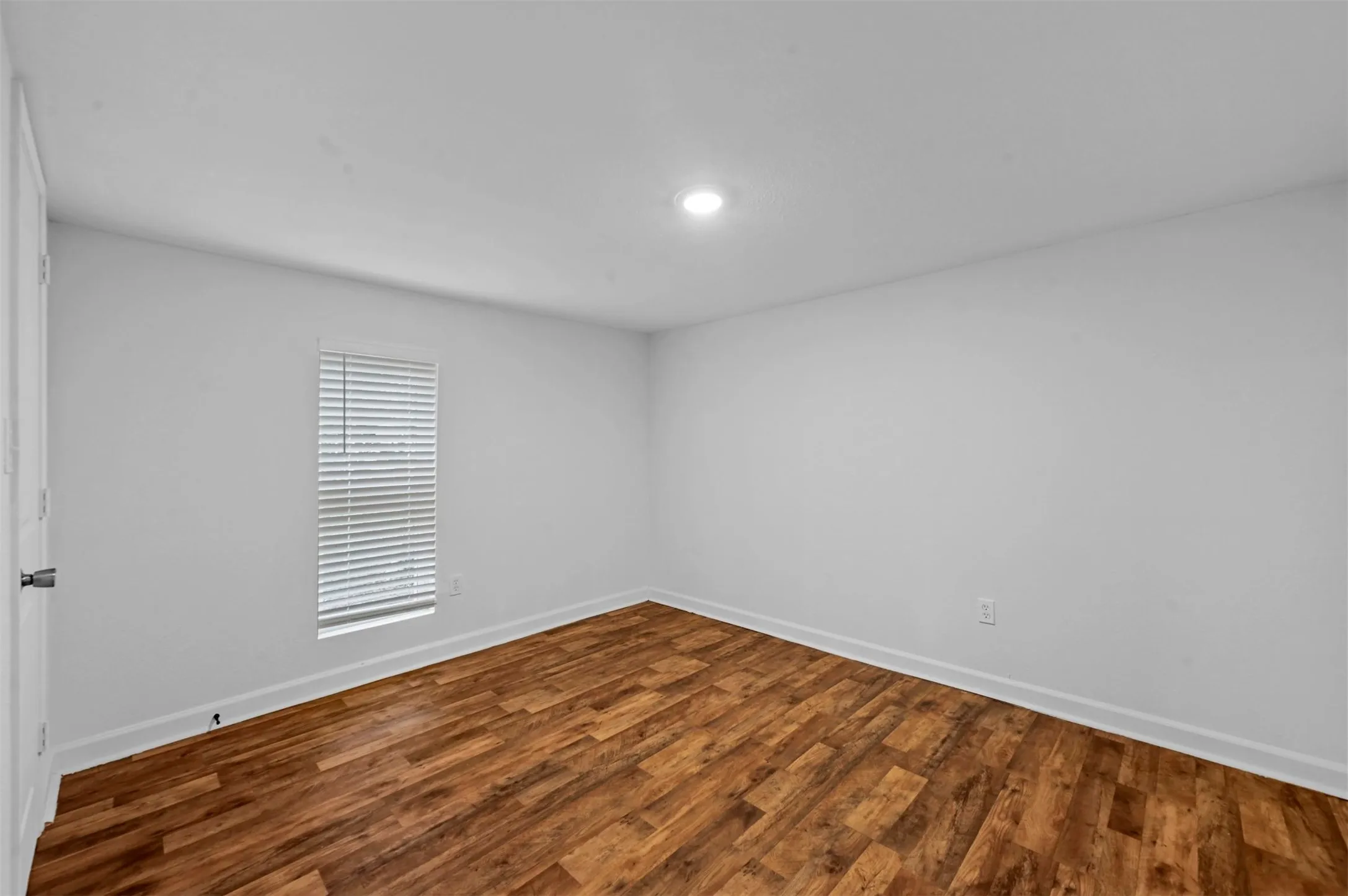 Single Family Residence For Rent in Collin County , 105 Short Street, Farmersville, Texas 75442, 3 Bedroom, 1 Bathroom, Garage spaces, 1,432 Sqft, built in 1941, mls#21395511, Real Estate Agent in Farmersville, Homes For Rent in Collin county, Homes For Rent in Farmersville, Realtor in Farmersville Texas, Real Estate Brokerage Independent Realty Texas, Luminita Cordes Realtor