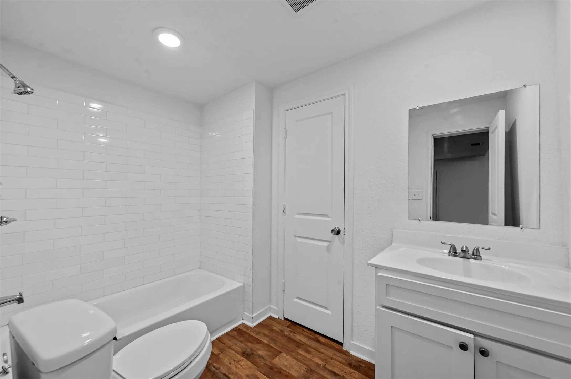 Single Family Residence For Rent in Collin County , 105 Short Street, Farmersville, Texas 75442, 3 Bedroom, 1 Bathroom, Garage spaces, 1,432 Sqft, built in 1941, mls#21395511, Real Estate Agent in Farmersville, Homes For Rent in Collin county, Homes For Rent in Farmersville, Realtor in Farmersville Texas, Real Estate Brokerage Independent Realty Texas, Luminita Cordes Realtor