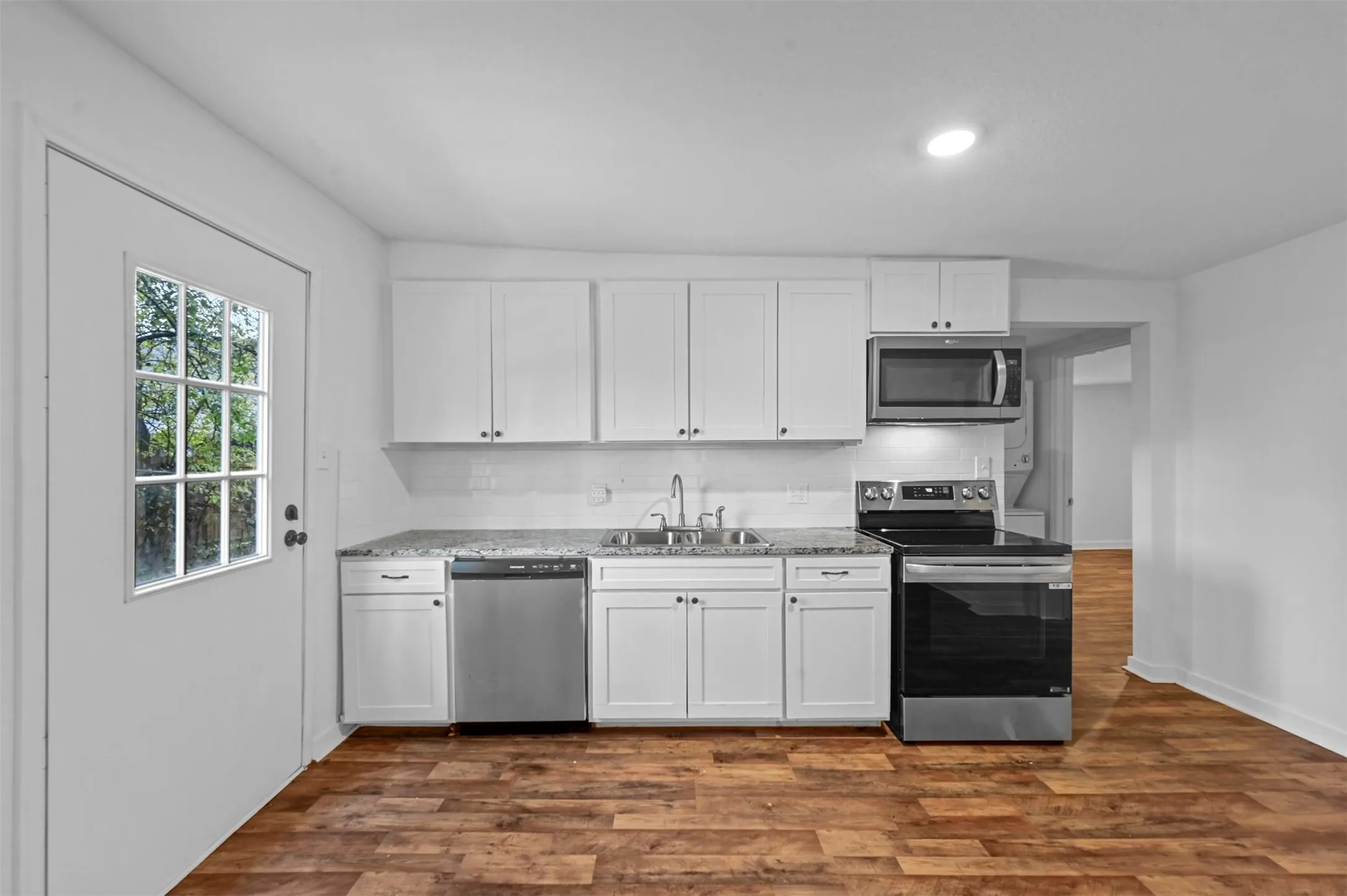 Single Family Residence For Rent in Collin County , 105 Short Street, Farmersville, Texas 75442, 3 Bedroom, 1 Bathroom, Garage spaces, 1,432 Sqft, built in 1941, mls#21395511, Real Estate Agent in Farmersville, Homes For Rent in Collin county, Homes For Rent in Farmersville, Realtor in Farmersville Texas, Real Estate Brokerage Independent Realty Texas, Luminita Cordes Realtor