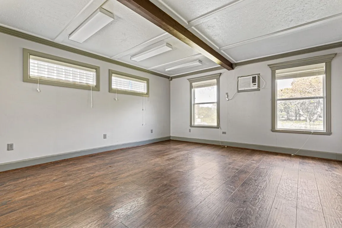 Industrial For Rent in Hunt County , 5302 Tx-276, Royse City, Texas 75189, 0, 0, Garage spaces, 0 Sqft, built in 1968, mls#21395114, Real Estate Agent in Royse City, Homes For Rent in Hunt county, Homes For Rent in Royse City, Realtor in Royse City Texas, Real Estate Brokerage Independent Realty Texas, Luminita Cordes Realtor
