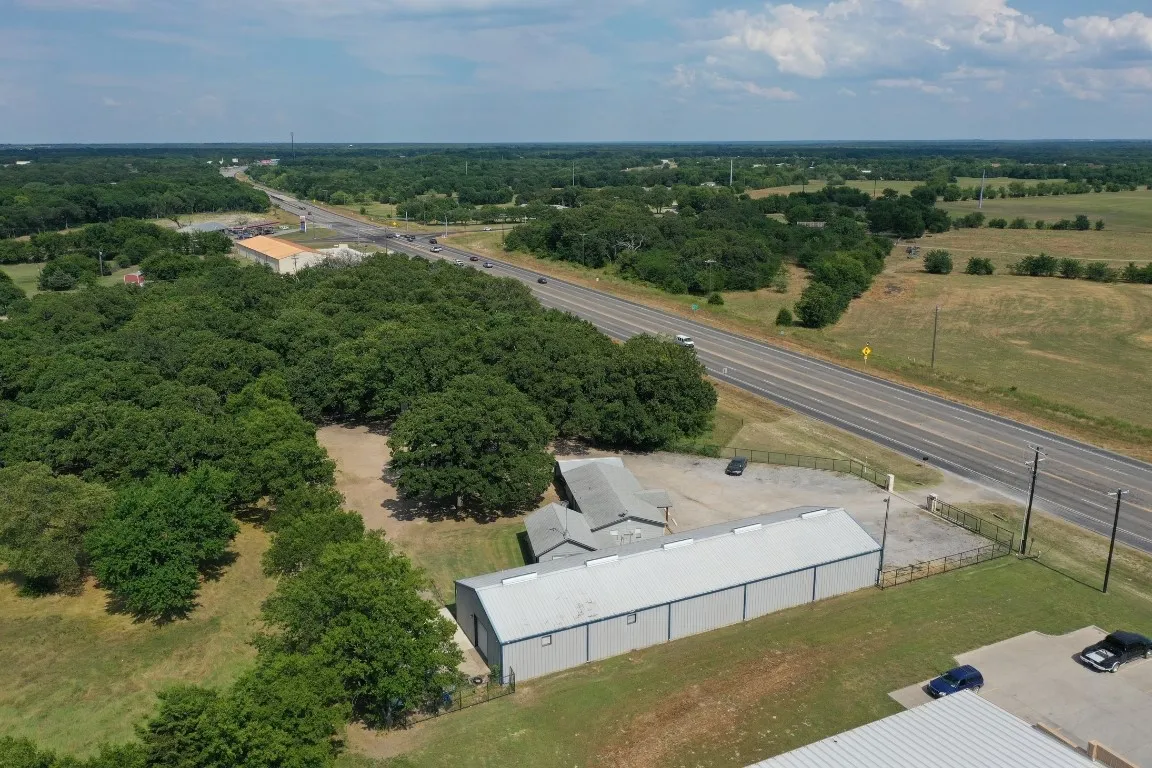 Industrial For Rent in Hunt County , 5302 Tx-276, Royse City, Texas 75189, 0, 0, Garage spaces, 0 Sqft, built in 1968, mls#21395114, Real Estate Agent in Royse City, Homes For Rent in Hunt county, Homes For Rent in Royse City, Realtor in Royse City Texas, Real Estate Brokerage Independent Realty Texas, Luminita Cordes Realtor