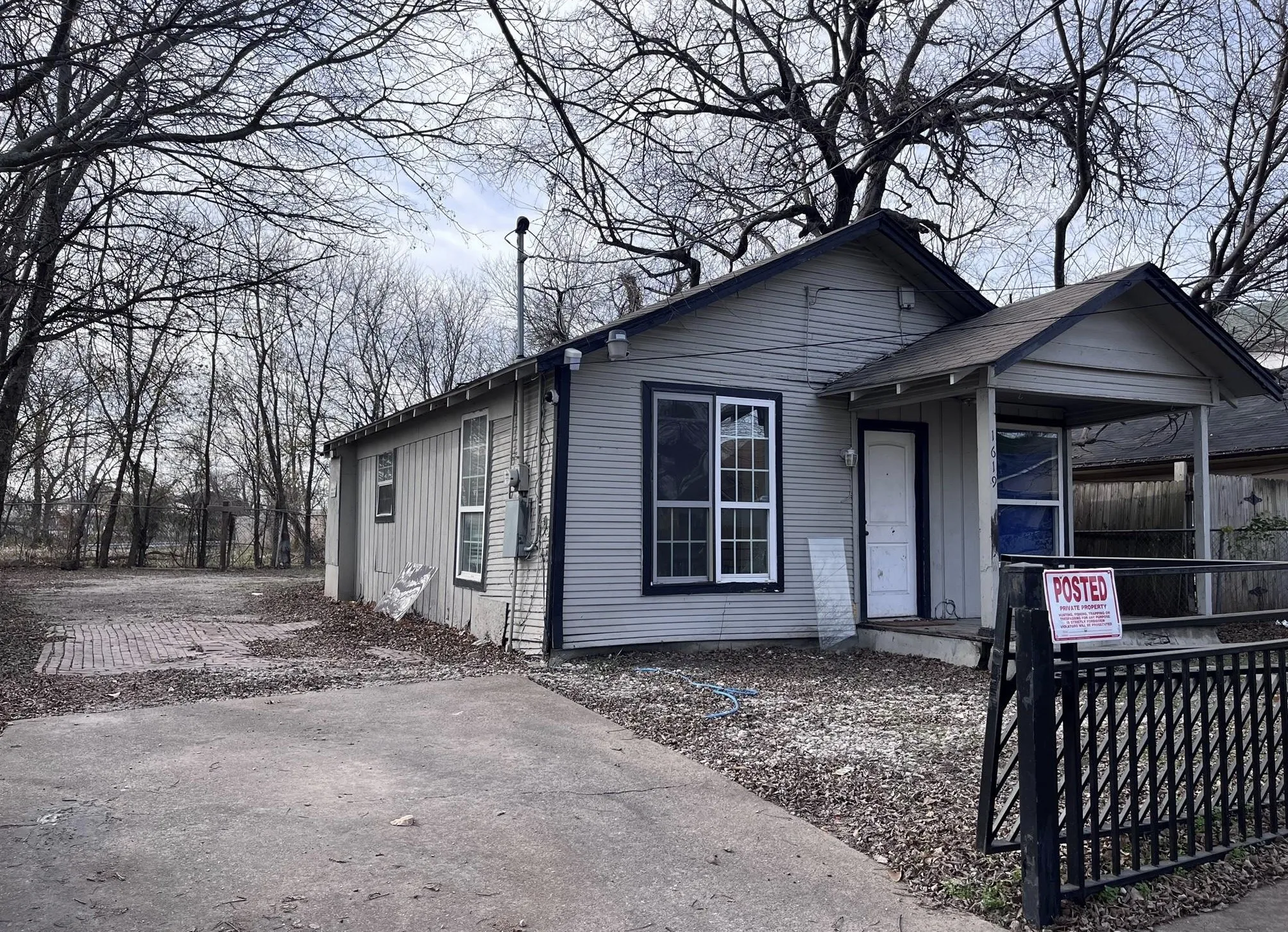 Improved Land For Sale in Dallas County , 1619 Caldwell Street, Dallas, Texas 75223, 0, 0, Garage spaces, 0 Sqft, built in 1925, mls#21395522, Real Estate Agent in Dallas, Homes For Sale in Dallas county, Homes For Sale in Dallas, Realtor in Dallas Texas, Real Estate Brokerage Independent Realty Texas, Luminita Cordes Realtor