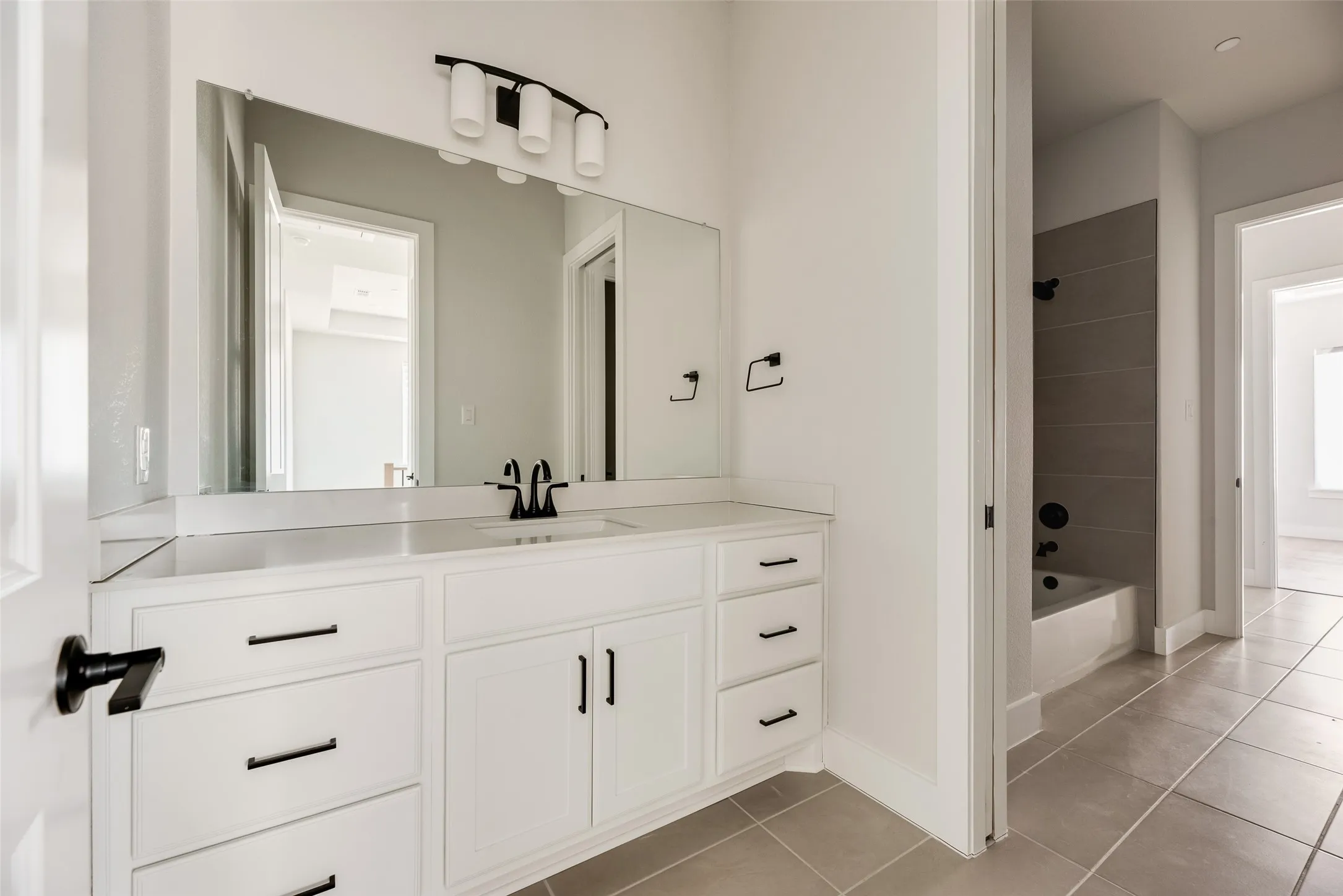 Townhouse For Rent in Denton County , 11965 Brubaker Drive, Frisco, Texas 75033, 4 Bedroom, 4 Bathroom, 2 Garage spaces, 2,643 Sqft, built in 2023, mls#21395304, Real Estate Agent in Frisco, Homes For Rent in Denton county, Homes For Rent in Frisco, Realtor in Frisco Texas, Real Estate Brokerage Independent Realty Texas, Luminita Cordes Realtor