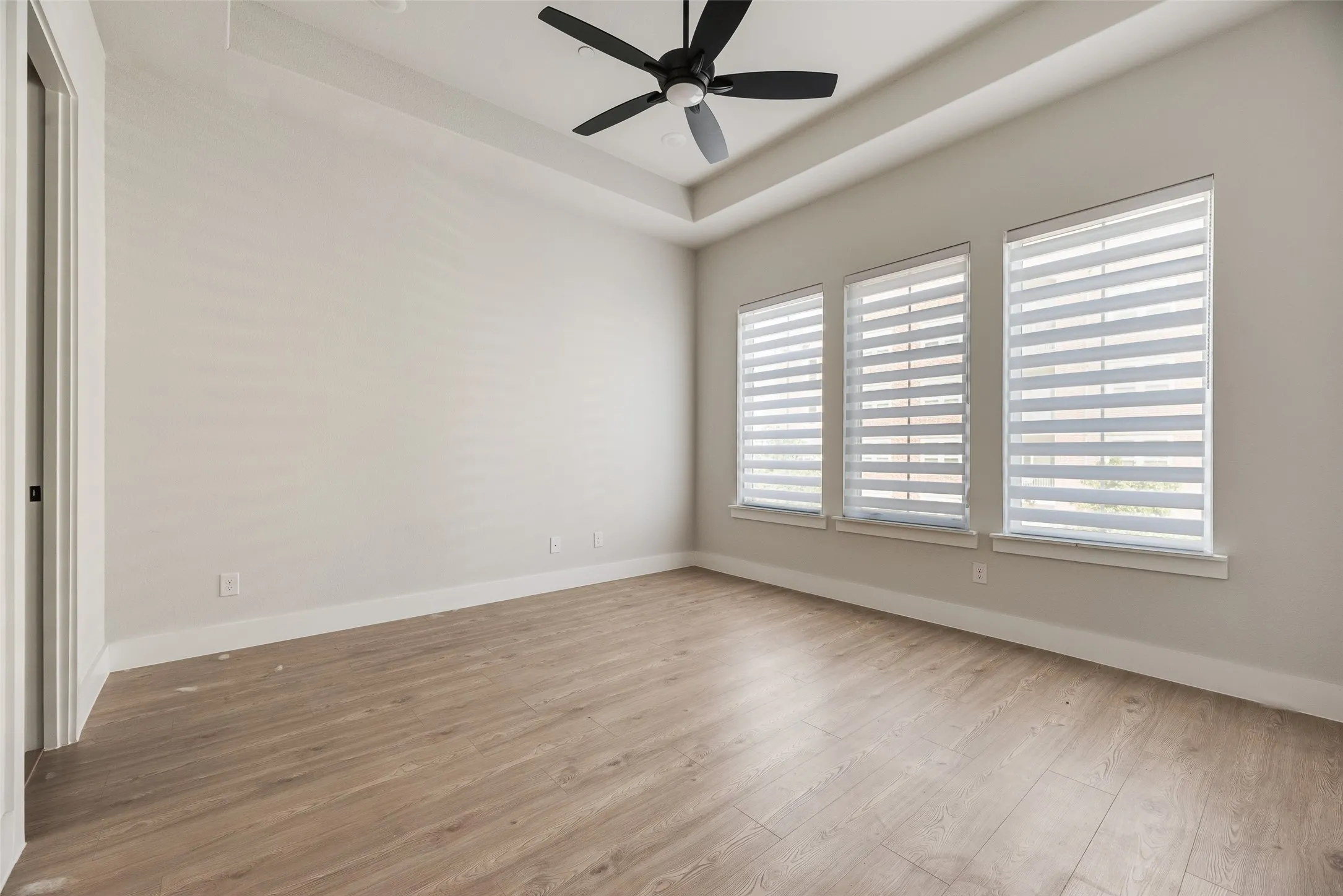Townhouse For Rent in Denton County , 11965 Brubaker Drive, Frisco, Texas 75033, 4 Bedroom, 4 Bathroom, 2 Garage spaces, 2,643 Sqft, built in 2023, mls#21395304, Real Estate Agent in Frisco, Homes For Rent in Denton county, Homes For Rent in Frisco, Realtor in Frisco Texas, Real Estate Brokerage Independent Realty Texas, Luminita Cordes Realtor