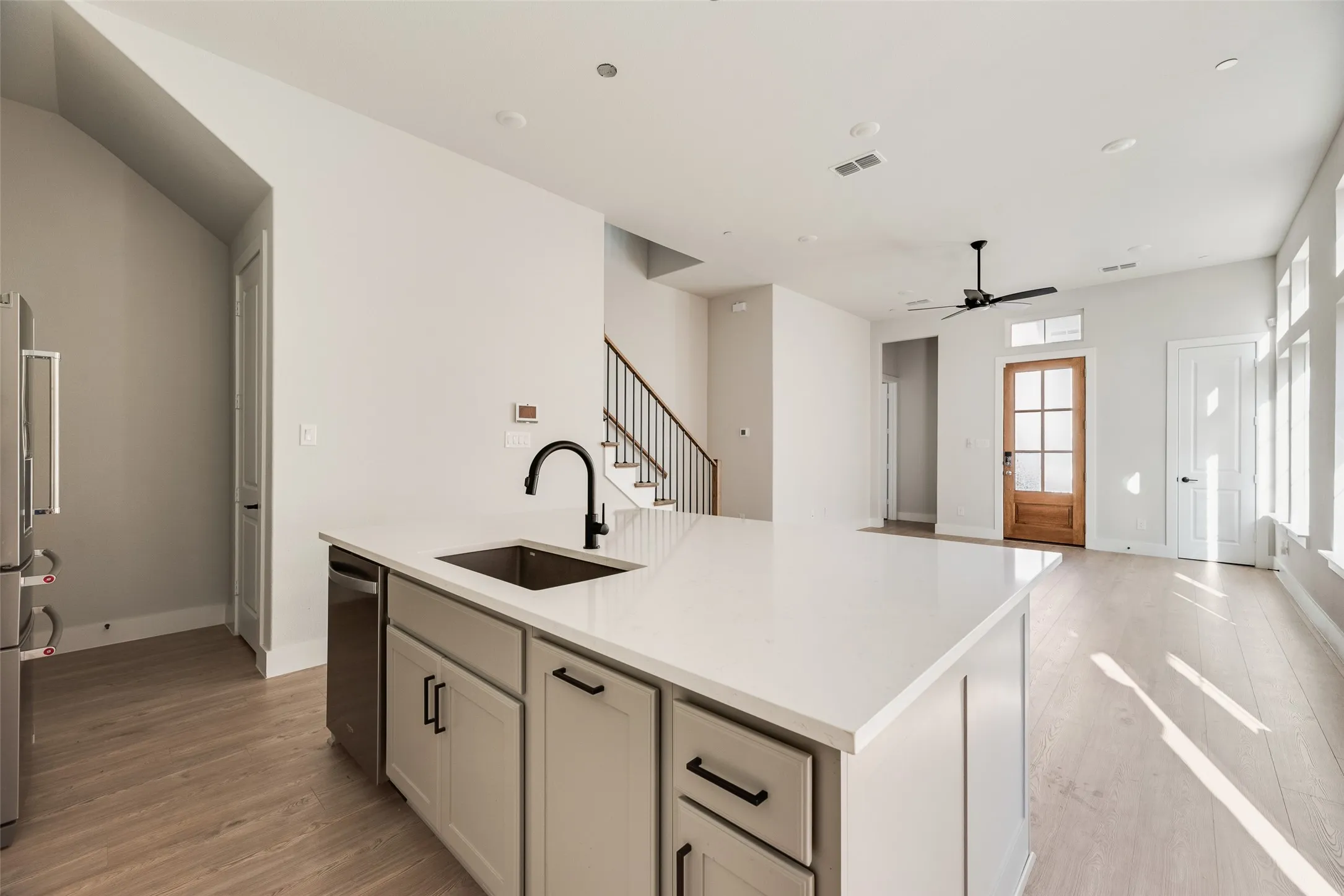 Townhouse For Rent in Denton County , 11965 Brubaker Drive, Frisco, Texas 75033, 4 Bedroom, 4 Bathroom, 2 Garage spaces, 2,643 Sqft, built in 2023, mls#21395304, Real Estate Agent in Frisco, Homes For Rent in Denton county, Homes For Rent in Frisco, Realtor in Frisco Texas, Real Estate Brokerage Independent Realty Texas, Luminita Cordes Realtor