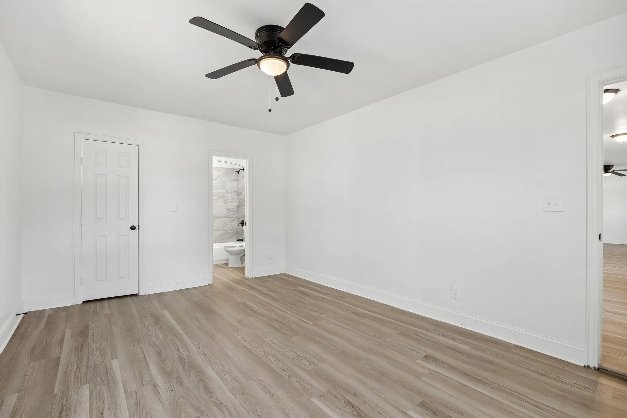 Single Family Residence For Sale in Dallas County , 820 Grande Drive, Mesquite, Texas 75149, 4 Bedroom, 2 Bathroom, Garage spaces, 1,400 Sqft, built in 1955, mls#21394145, Real Estate Agent in Mesquite, Homes For Sale in Dallas county, Homes For Sale in Mesquite, Realtor in Mesquite Texas, Real Estate Brokerage Independent Realty Texas, Luminita Cordes Realtor