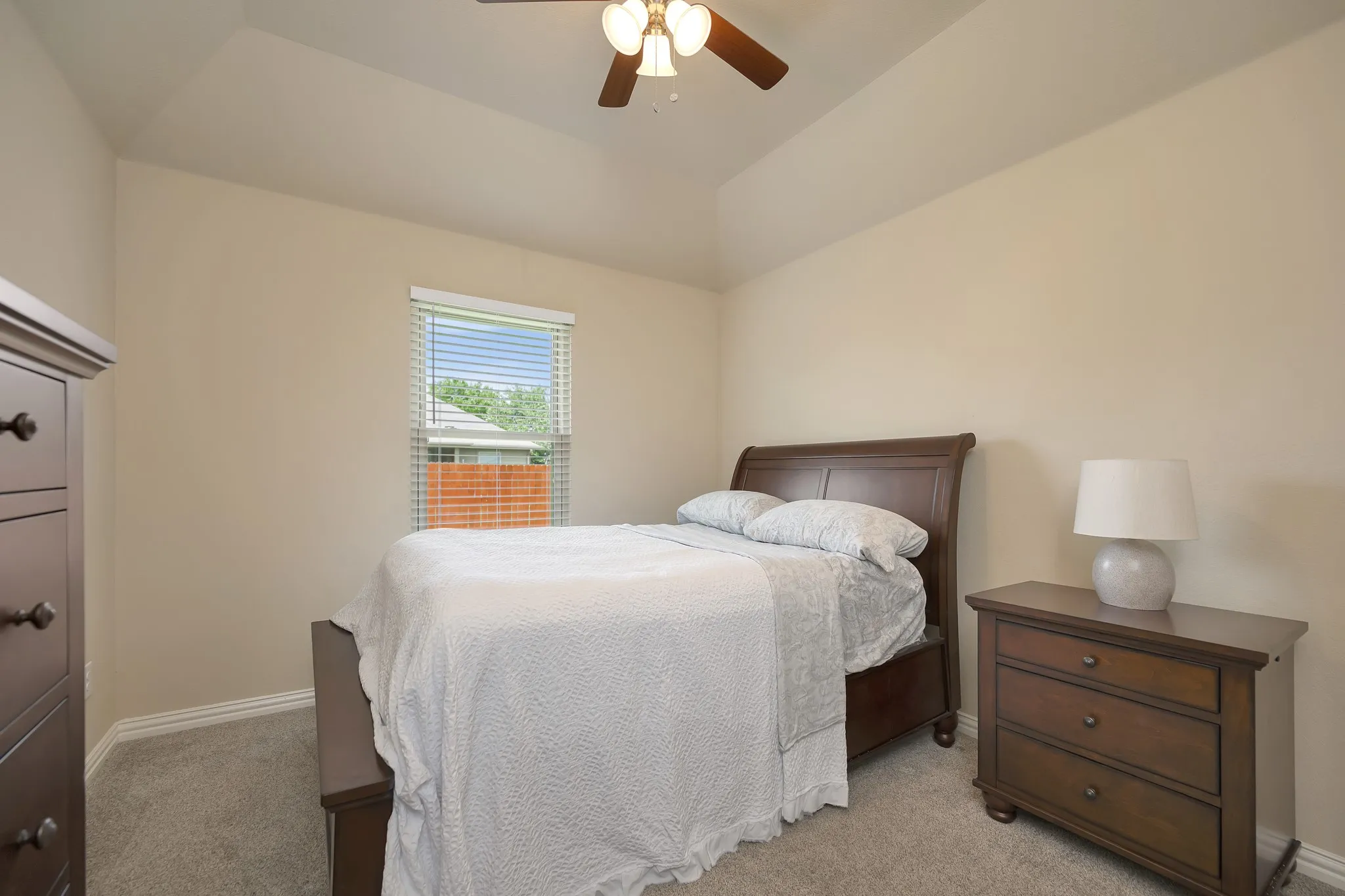 Single Family Residence For Sale in Tarrant County , 933 Keel Line Drive, Crowley, Texas 76036, 3 Bedroom, 2 Bathroom, 2 Garage spaces, 1,835 Sqft, built in 2012, mls#21395484, Real Estate Agent in Crowley, Homes For Sale in Tarrant county, Homes For Sale in Crowley, Realtor in Crowley Texas, Real Estate Brokerage Independent Realty Texas, Luminita Cordes Realtor