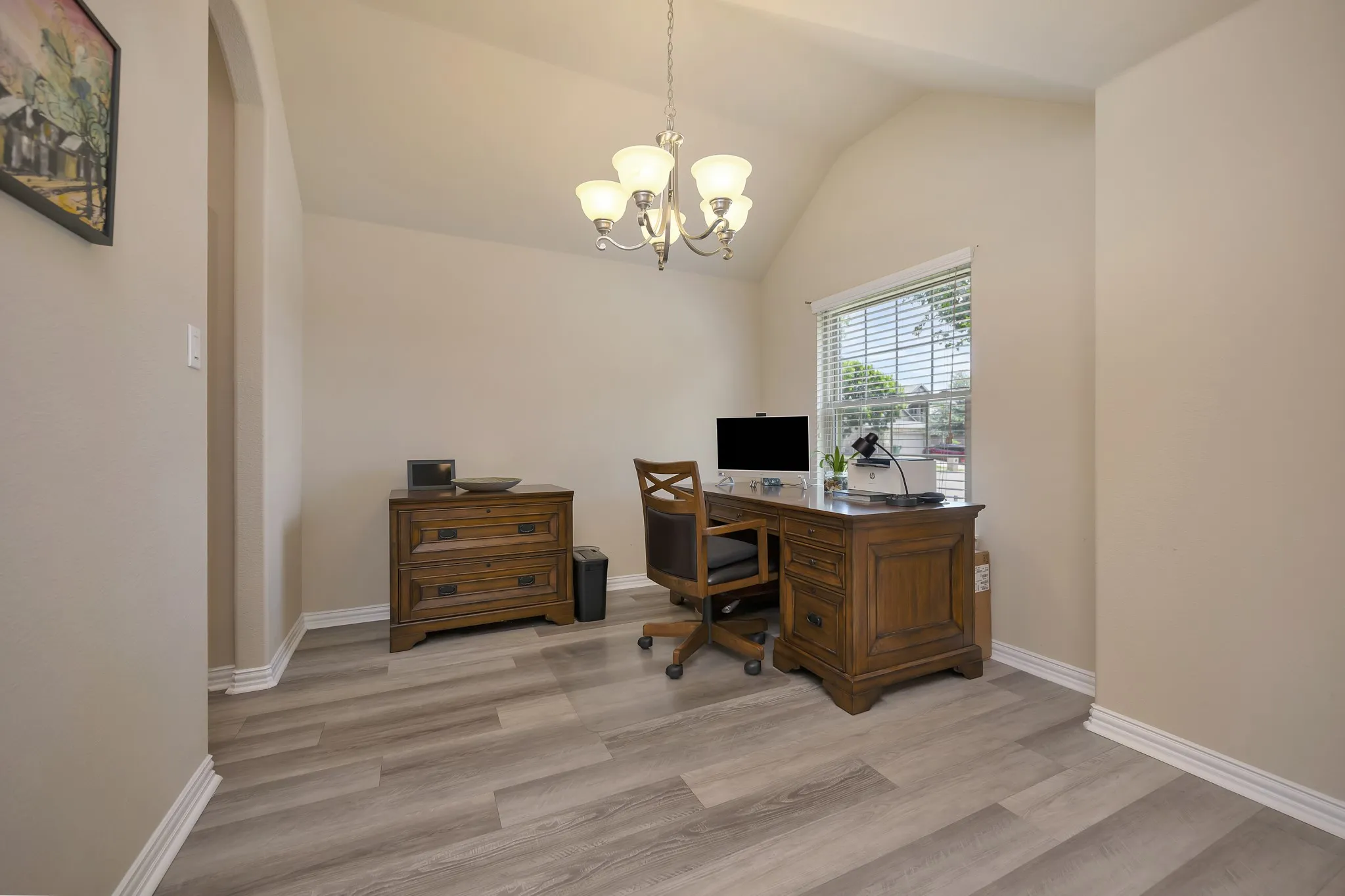 Single Family Residence For Sale in Tarrant County , 933 Keel Line Drive, Crowley, Texas 76036, 3 Bedroom, 2 Bathroom, 2 Garage spaces, 1,835 Sqft, built in 2012, mls#21395484, Real Estate Agent in Crowley, Homes For Sale in Tarrant county, Homes For Sale in Crowley, Realtor in Crowley Texas, Real Estate Brokerage Independent Realty Texas, Luminita Cordes Realtor