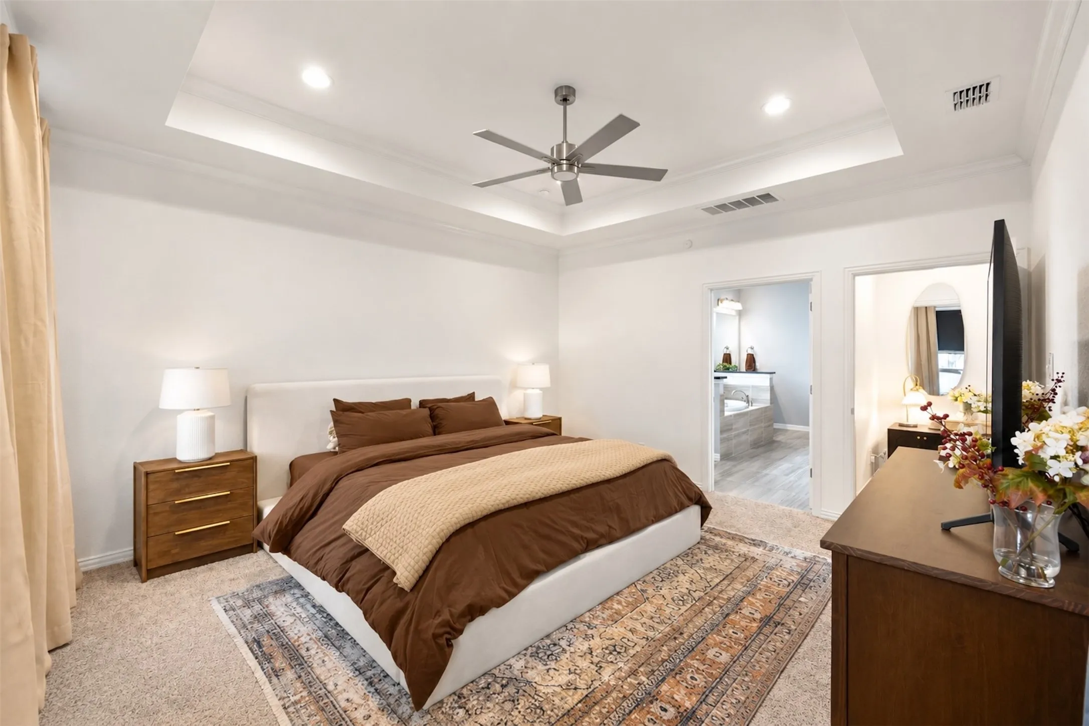 Single Family Residence For Sale in Ellis County , 116 Steves Way, Waxahachie, Texas 75165, 4 Bedroom, 2 Bathroom, 2 Garage spaces, 2,270 Sqft, built in 2021, mls#21391994, Real Estate Agent in Waxahachie, Homes For Sale in Ellis county, Homes For Sale in Waxahachie, Realtor in Waxahachie Texas, Real Estate Brokerage Independent Realty Texas, Luminita Cordes Realtor