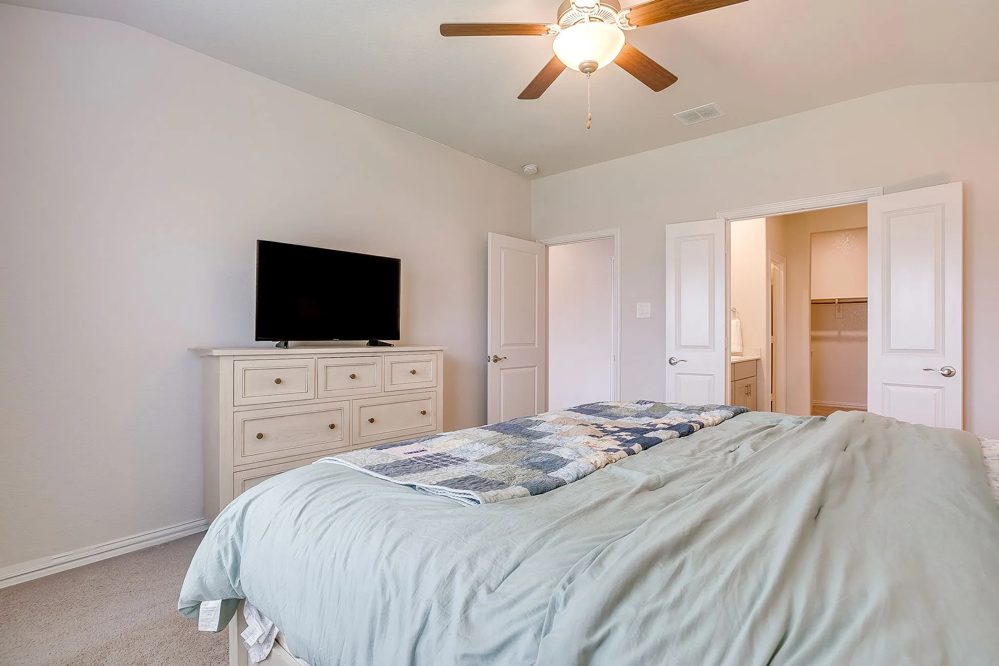 Single Family Residence For Sale in Tarrant County , 3013 Brittlebush Drive, Fort Worth, Texas 76108, 3 Bedroom, 2 Bathroom, 2 Garage spaces, 1,659 Sqft, built in 2023, mls#21395528, Real Estate Agent in Fort Worth, Homes For Sale in Tarrant county, Homes For Sale in Fort Worth, Realtor in Fort Worth Texas, Real Estate Brokerage Independent Realty Texas, Luminita Cordes Realtor