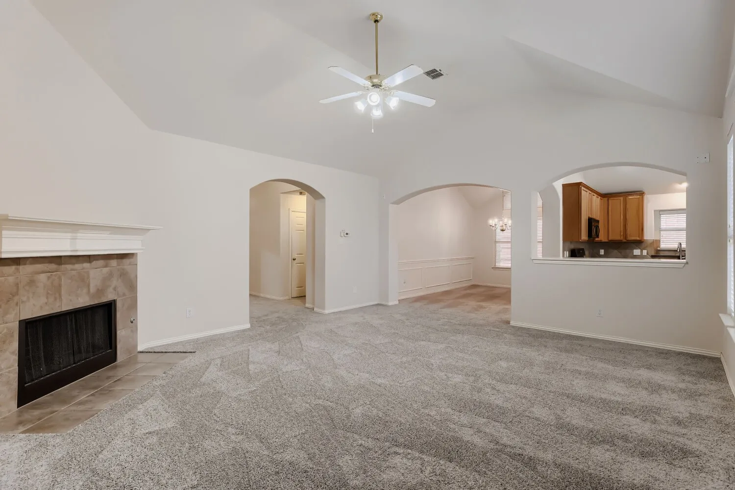 Single Family Residence For Sale in Dallas County , 2616 Cantura Drive, Mesquite, Texas 75181, 3 Bedroom, 2 Bathroom, 2 Garage spaces, 2,086 Sqft, built in 2002, mls#21394093, Real Estate Agent in Mesquite, Homes For Sale in Dallas county, Homes For Sale in Mesquite, Realtor in Mesquite Texas, Real Estate Brokerage Independent Realty Texas, Luminita Cordes Realtor
