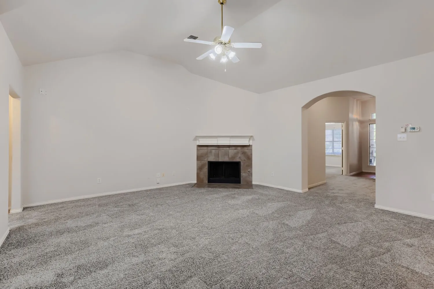 Single Family Residence For Sale in Dallas County , 2616 Cantura Drive, Mesquite, Texas 75181, 3 Bedroom, 2 Bathroom, 2 Garage spaces, 2,086 Sqft, built in 2002, mls#21394093, Real Estate Agent in Mesquite, Homes For Sale in Dallas county, Homes For Sale in Mesquite, Realtor in Mesquite Texas, Real Estate Brokerage Independent Realty Texas, Luminita Cordes Realtor