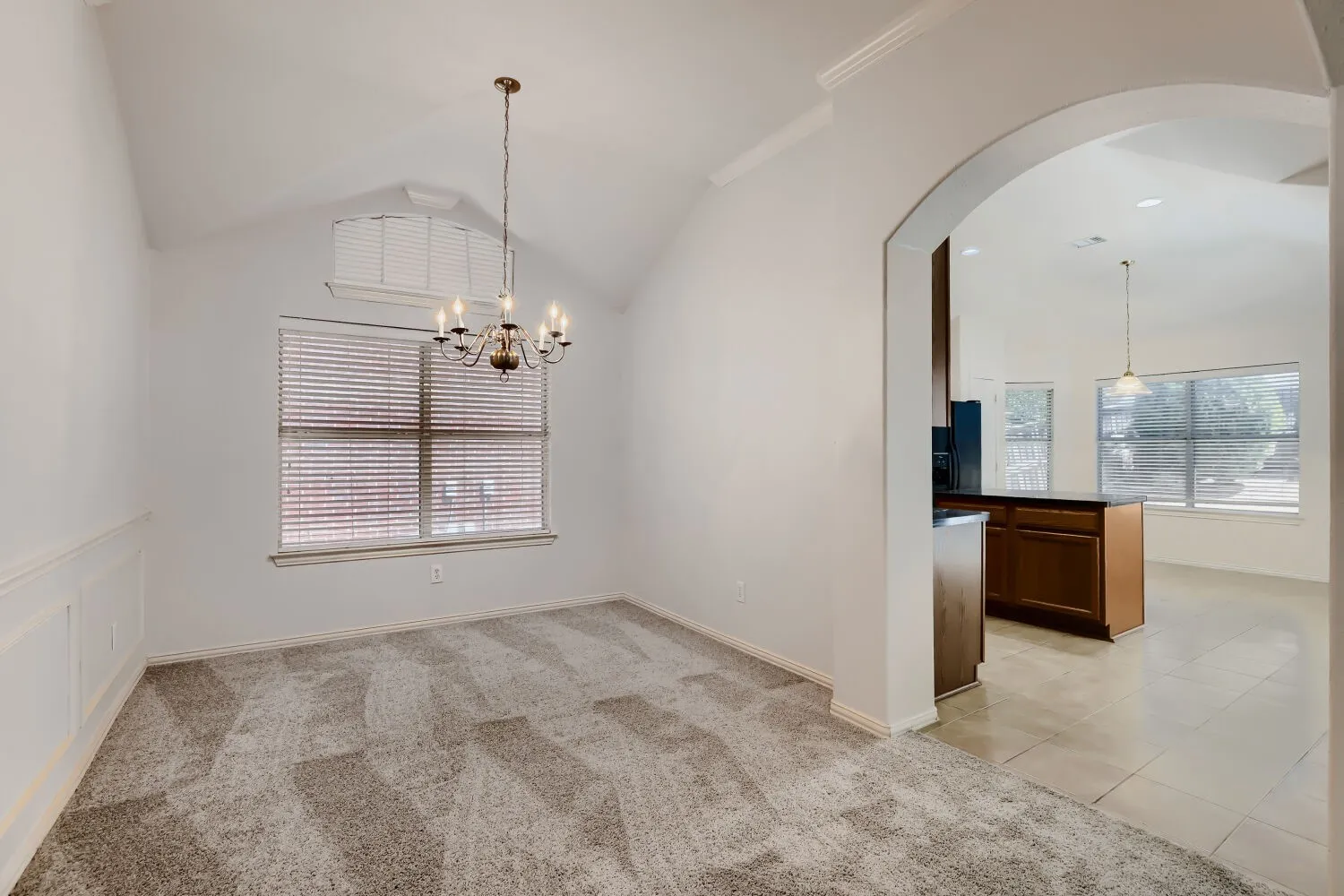 Single Family Residence For Sale in Dallas County , 2616 Cantura Drive, Mesquite, Texas 75181, 3 Bedroom, 2 Bathroom, 2 Garage spaces, 2,086 Sqft, built in 2002, mls#21394093, Real Estate Agent in Mesquite, Homes For Sale in Dallas county, Homes For Sale in Mesquite, Realtor in Mesquite Texas, Real Estate Brokerage Independent Realty Texas, Luminita Cordes Realtor