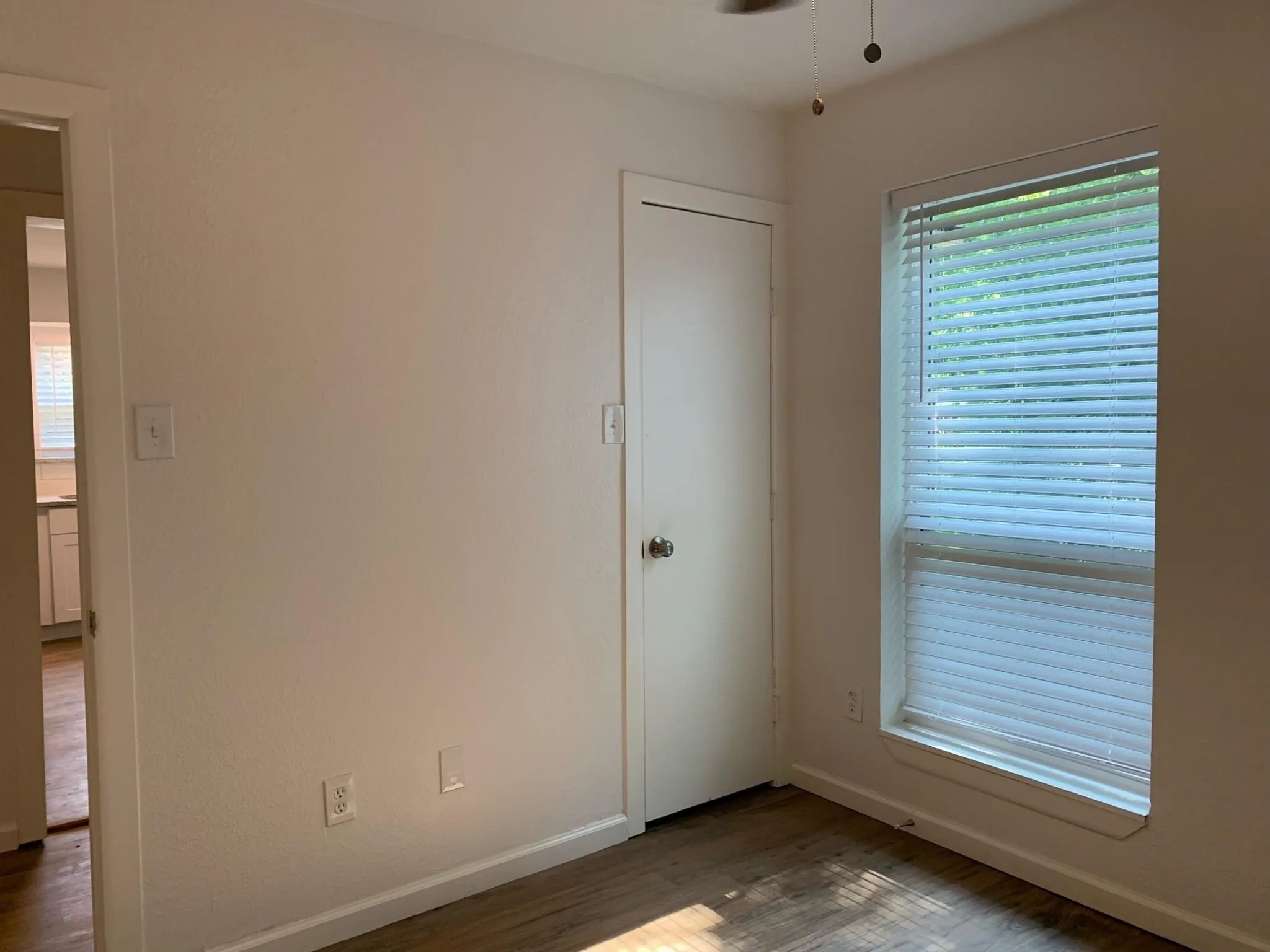 Single Family Residence For Rent in Hunt County , 3901 Bois D Arc Street, Greenville, Texas 75401, 3 Bedroom, 1 Bathroom, Garage spaces, 1,046 Sqft, built in 1940, mls#21395534, Real Estate Agent in Greenville, Homes For Rent in Hunt county, Homes For Rent in Greenville, Realtor in Greenville Texas, Real Estate Brokerage Independent Realty Texas, Luminita Cordes Realtor