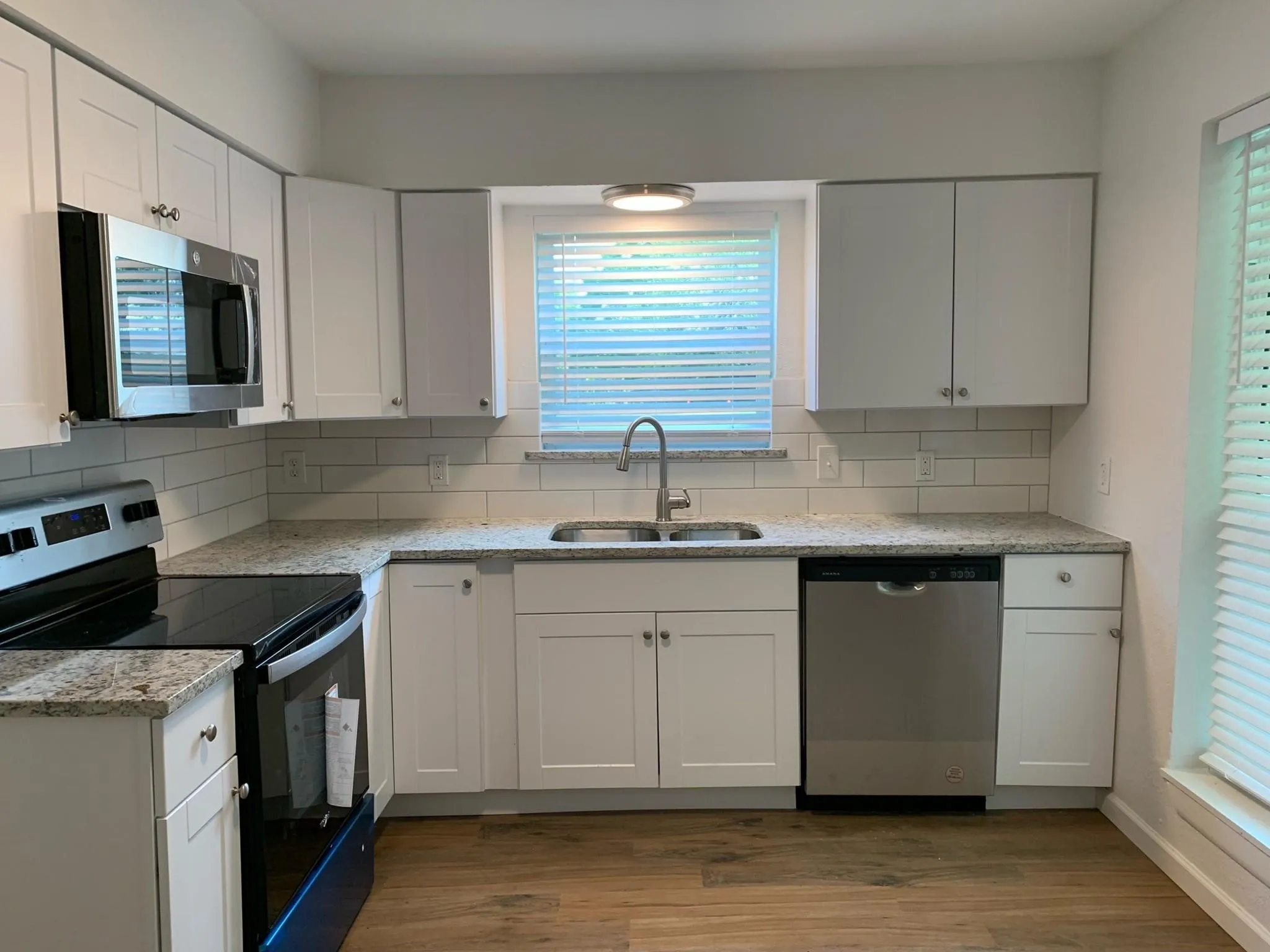 Single Family Residence For Rent in Hunt County , 3901 Bois D Arc Street, Greenville, Texas 75401, 3 Bedroom, 1 Bathroom, Garage spaces, 1,046 Sqft, built in 1940, mls#21395534, Real Estate Agent in Greenville, Homes For Rent in Hunt county, Homes For Rent in Greenville, Realtor in Greenville Texas, Real Estate Brokerage Independent Realty Texas, Luminita Cordes Realtor