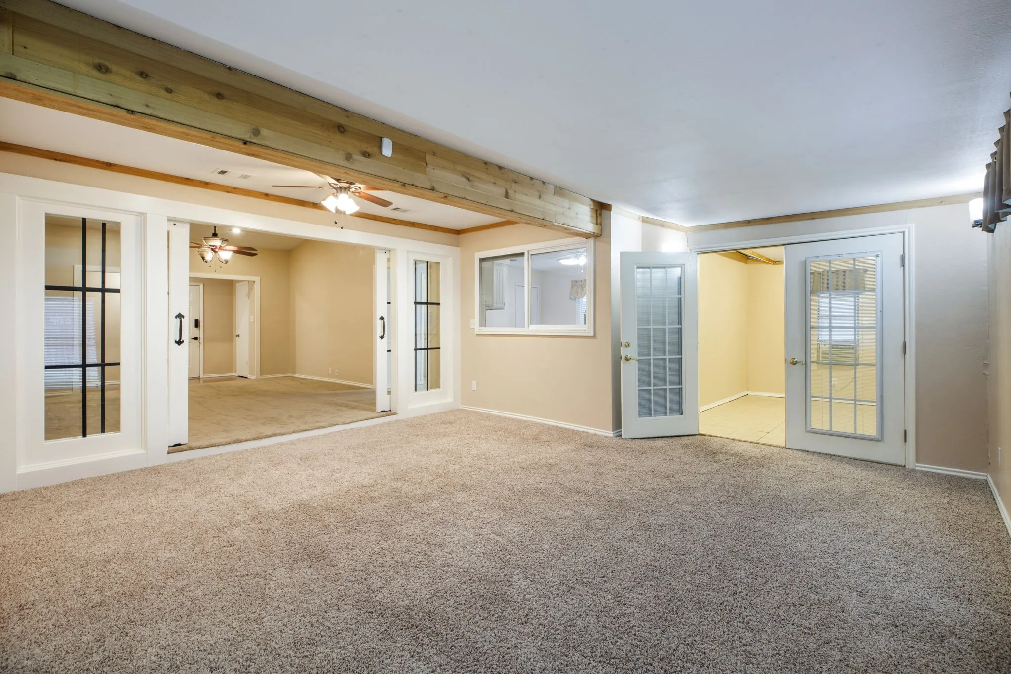 Single Family Residence For Sale in Tarrant County , 715 Salem Drive, Arlington, Texas 76014, 4 Bedroom, 2 Bathroom, 2 Garage spaces, 2,146 Sqft, built in 1977, mls#21393607, Real Estate Agent in Arlington, Homes For Sale in Tarrant county, Homes For Sale in Arlington, Realtor in Arlington Texas, Real Estate Brokerage Independent Realty Texas, Luminita Cordes Realtor