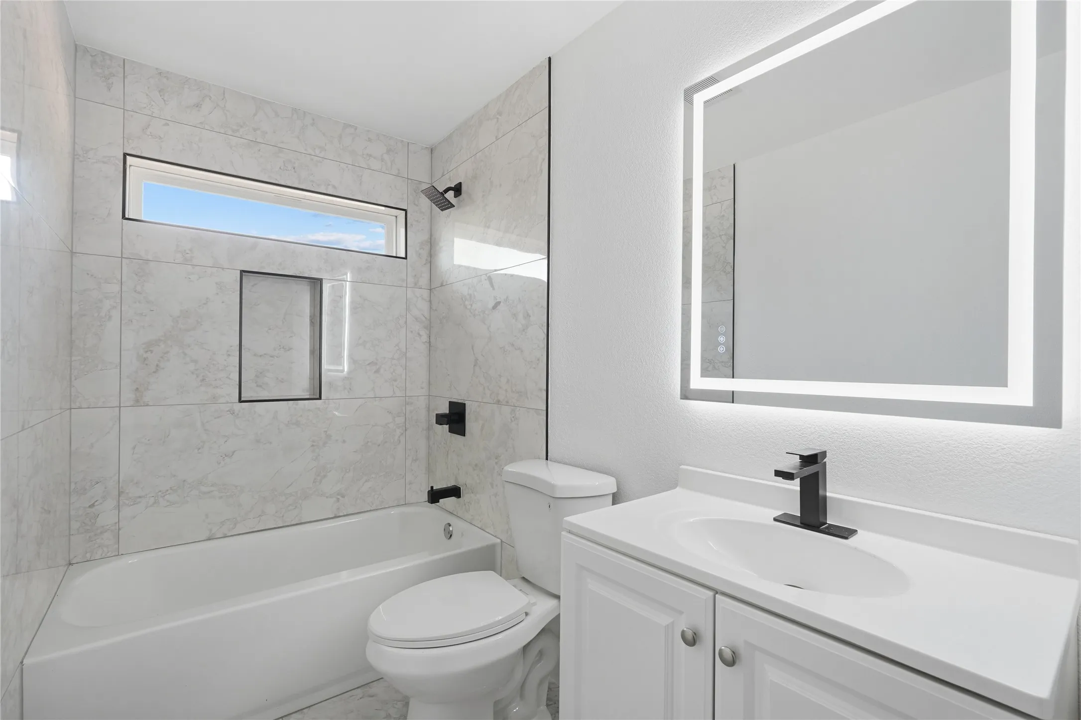 Single Family Residence For Sale in Tarrant County , 1504 Daniel Drive, Arlington, Texas 76010, 4 Bedroom, 2 Bathroom, Garage spaces, 1,239 Sqft, built in 1955, mls#21394531, Real Estate Agent in Arlington, Homes For Sale in Tarrant county, Homes For Sale in Arlington, Realtor in Arlington Texas, Real Estate Brokerage Independent Realty Texas, Luminita Cordes Realtor