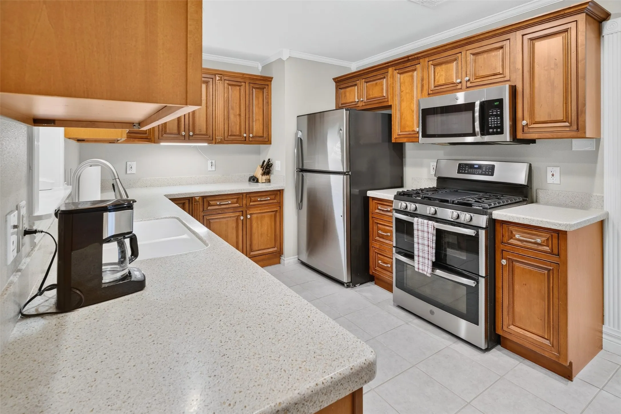 Single Family Residence For Sale in Mc Lennan County , 590 Bosque Lane, Mc Gregor, Texas 76657, 3 Bedroom, 2 Bathroom, 2 Garage spaces, 2,074 Sqft, built in 1965, mls#21394681, Real Estate Agent in Mc Gregor, Homes For Sale in Mc Lennan county, Homes For Sale in Mc Gregor, Realtor in Mc Gregor Texas, Real Estate Brokerage Independent Realty Texas, Luminita Cordes Realtor