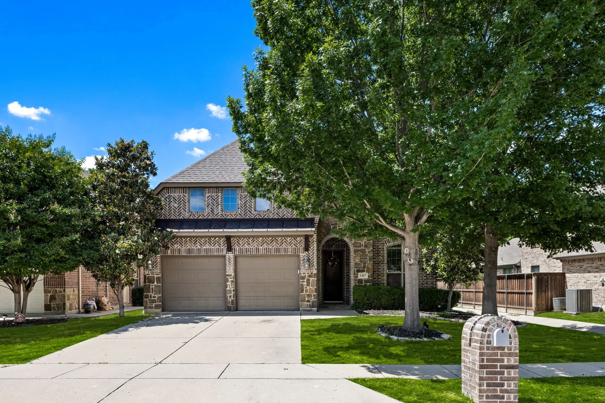 Single Family Residence For Sale in Collin County , 1417 Shenandoah Drive, Mc Kinney, Texas 75071, 4 Bedroom, 4 Bathroom, 2 Garage spaces, 3,233 Sqft, built in 2011, mls#21395116, Real Estate Agent in Mc Kinney, Homes For Sale in Collin county, Homes For Sale in Mc Kinney, Realtor in Mc Kinney Texas, Real Estate Brokerage Independent Realty Texas, Luminita Cordes Realtor
