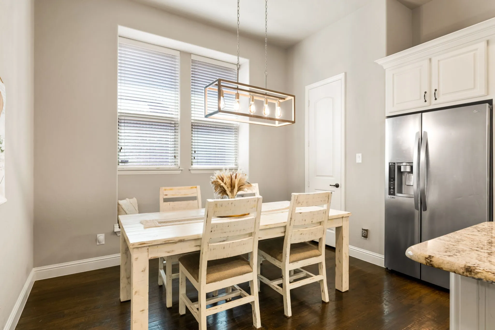 Single Family Residence For Sale in Collin County , 1417 Shenandoah Drive, Mc Kinney, Texas 75071, 4 Bedroom, 4 Bathroom, 2 Garage spaces, 3,233 Sqft, built in 2011, mls#21395116, Real Estate Agent in Mc Kinney, Homes For Sale in Collin county, Homes For Sale in Mc Kinney, Realtor in Mc Kinney Texas, Real Estate Brokerage Independent Realty Texas, Luminita Cordes Realtor