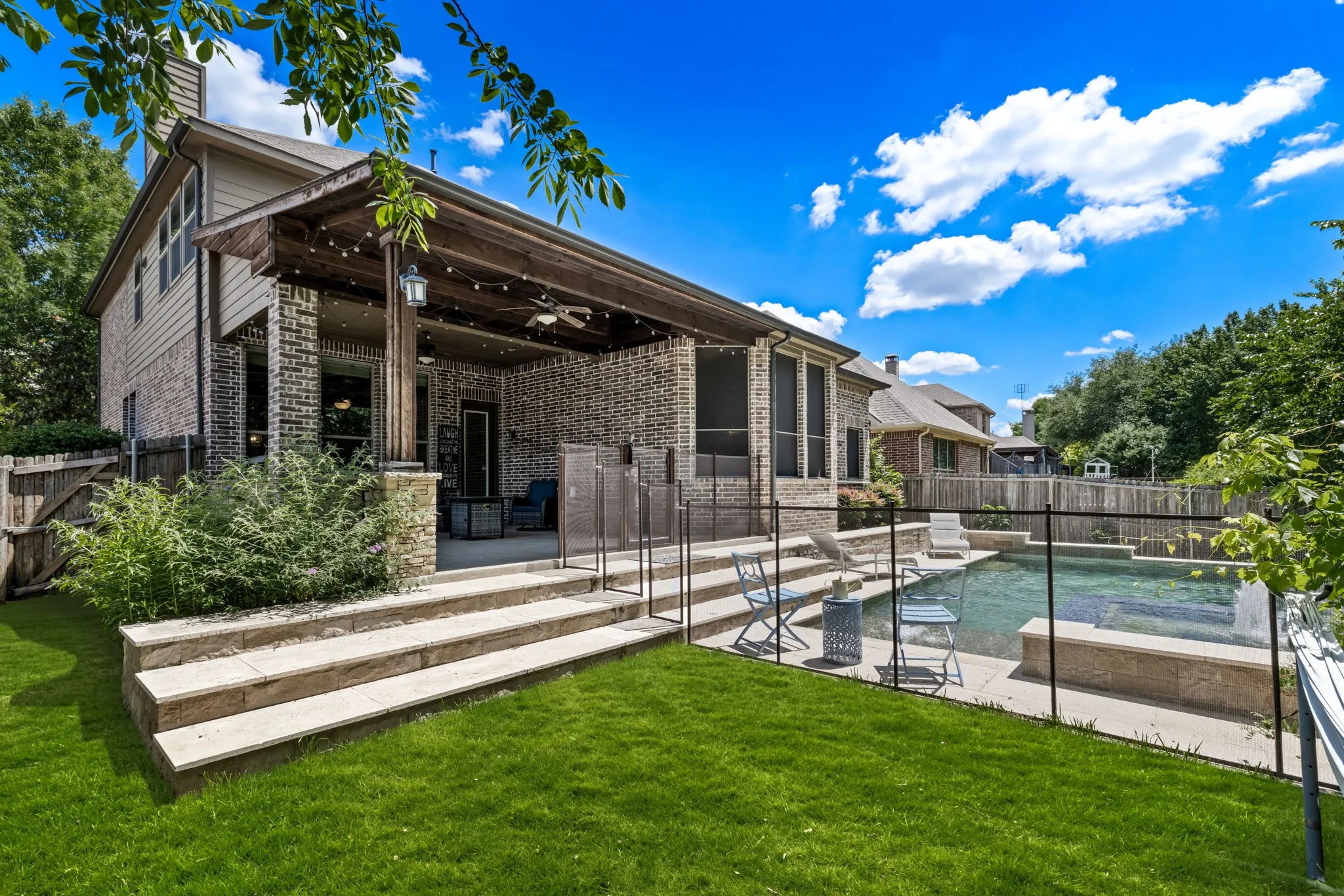 Single Family Residence For Sale in Collin County , 1417 Shenandoah Drive, Mc Kinney, Texas 75071, 4 Bedroom, 4 Bathroom, 2 Garage spaces, 3,233 Sqft, built in 2011, mls#21395116, Real Estate Agent in Mc Kinney, Homes For Sale in Collin county, Homes For Sale in Mc Kinney, Realtor in Mc Kinney Texas, Real Estate Brokerage Independent Realty Texas, Luminita Cordes Realtor