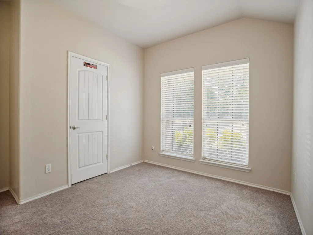 Single Family Residence For Sale in Denton County , 15012 Frisco Ranch Drive, Little Elm, Texas 75068, 3 Bedroom, 2 Bathroom, 2 Garage spaces, 1,668 Sqft, built in 2012, mls#21393074, Real Estate Agent in Little Elm, Homes For Sale in Denton county, Homes For Sale in Little Elm, Realtor in Little Elm Texas, Real Estate Brokerage Independent Realty Texas, Luminita Cordes Realtor