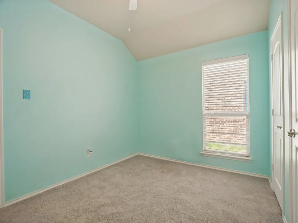 Single Family Residence For Sale in Denton County , 15012 Frisco Ranch Drive, Little Elm, Texas 75068, 3 Bedroom, 2 Bathroom, 2 Garage spaces, 1,668 Sqft, built in 2012, mls#21393074, Real Estate Agent in Little Elm, Homes For Sale in Denton county, Homes For Sale in Little Elm, Realtor in Little Elm Texas, Real Estate Brokerage Independent Realty Texas, Luminita Cordes Realtor