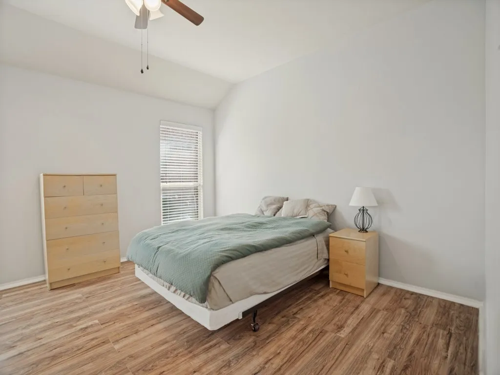 Single Family Residence For Sale in Denton County , 15012 Frisco Ranch Drive, Little Elm, Texas 75068, 3 Bedroom, 2 Bathroom, 2 Garage spaces, 1,668 Sqft, built in 2012, mls#21393074, Real Estate Agent in Little Elm, Homes For Sale in Denton county, Homes For Sale in Little Elm, Realtor in Little Elm Texas, Real Estate Brokerage Independent Realty Texas, Luminita Cordes Realtor