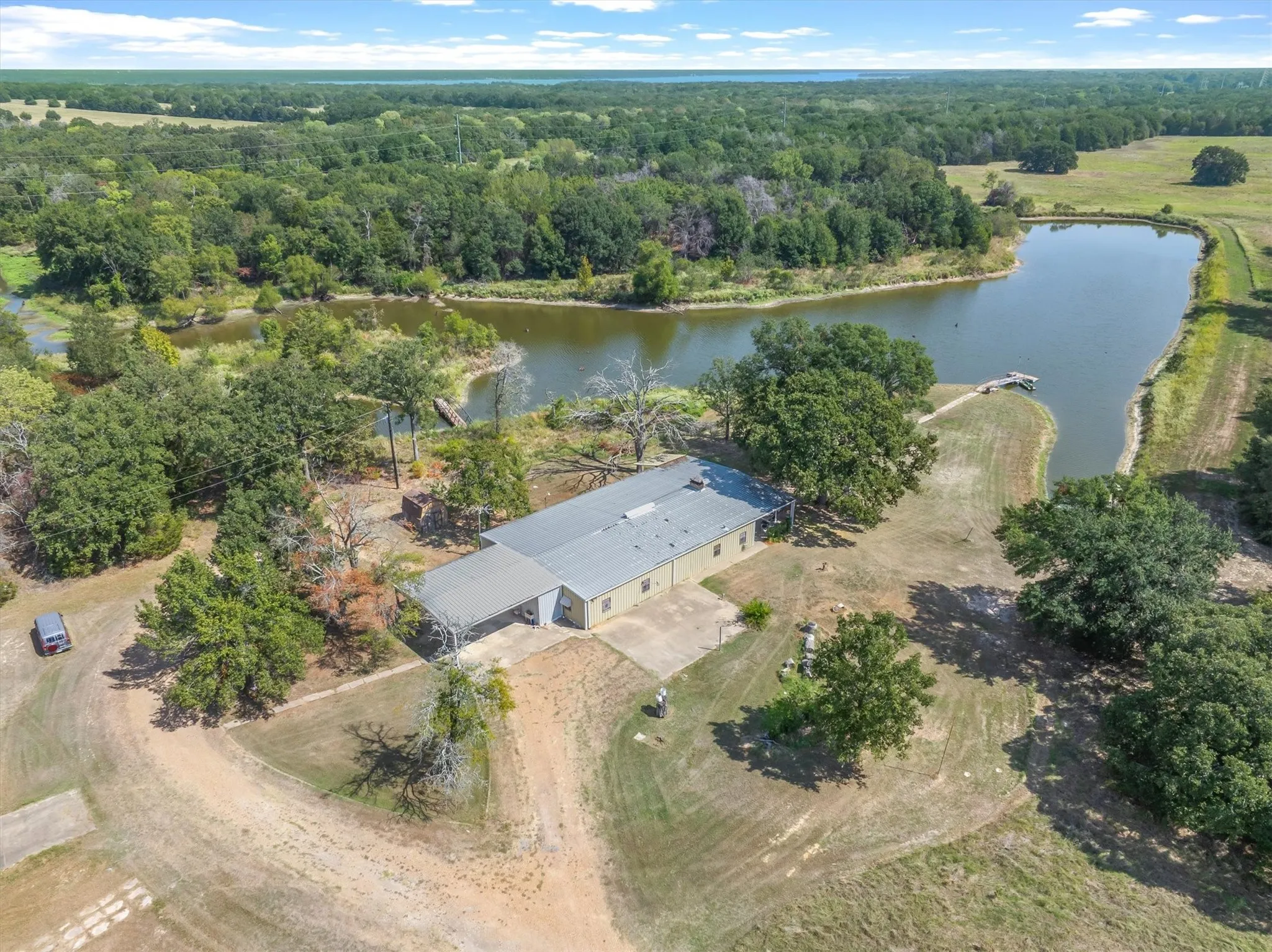 Farm For Sale in Kaufman County , 18436 County Road 331, Terrell, Texas 75161, 4 Bedroom, 4 Bathroom, 2 Garage spaces, 3,500 Sqft, built in 1987, mls#21385903, Real Estate Agent in Terrell, Homes For Sale in Kaufman county, Homes For Sale in Terrell, Realtor in Terrell Texas, Real Estate Brokerage Independent Realty Texas, Luminita Cordes Realtor