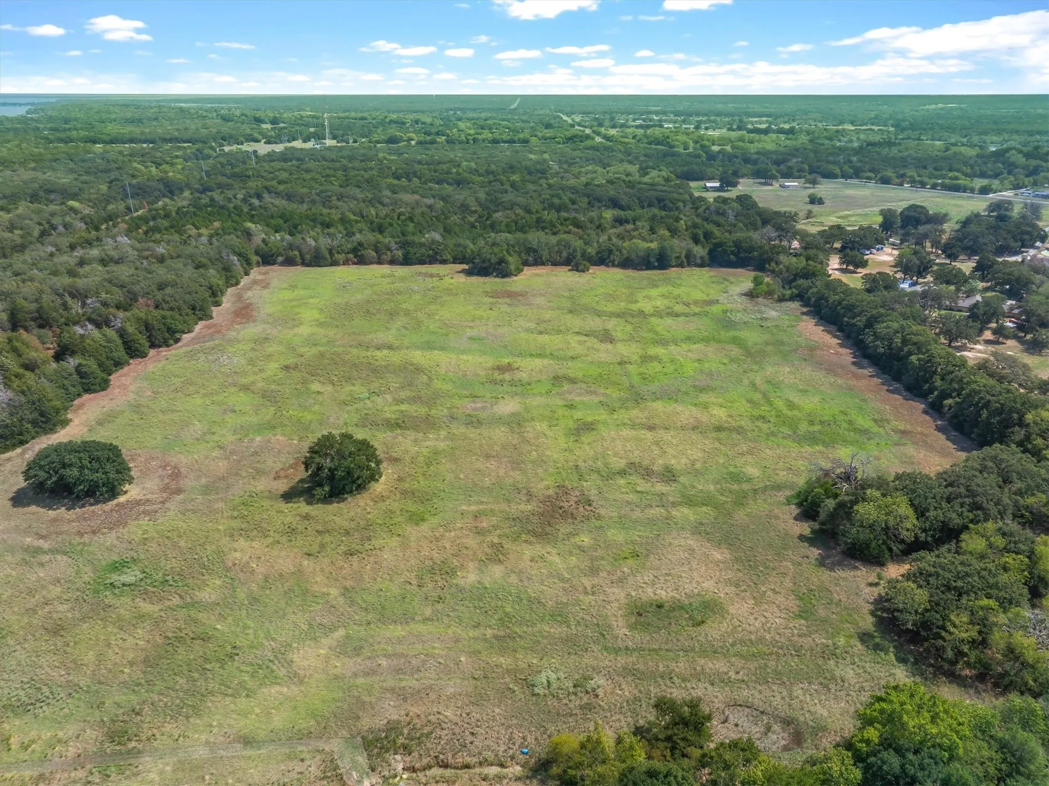 Farm For Sale in Kaufman County , 18436 County Road 331, Terrell, Texas 75161, 4 Bedroom, 4 Bathroom, 2 Garage spaces, 3,500 Sqft, built in 1987, mls#21385903, Real Estate Agent in Terrell, Homes For Sale in Kaufman county, Homes For Sale in Terrell, Realtor in Terrell Texas, Real Estate Brokerage Independent Realty Texas, Luminita Cordes Realtor
