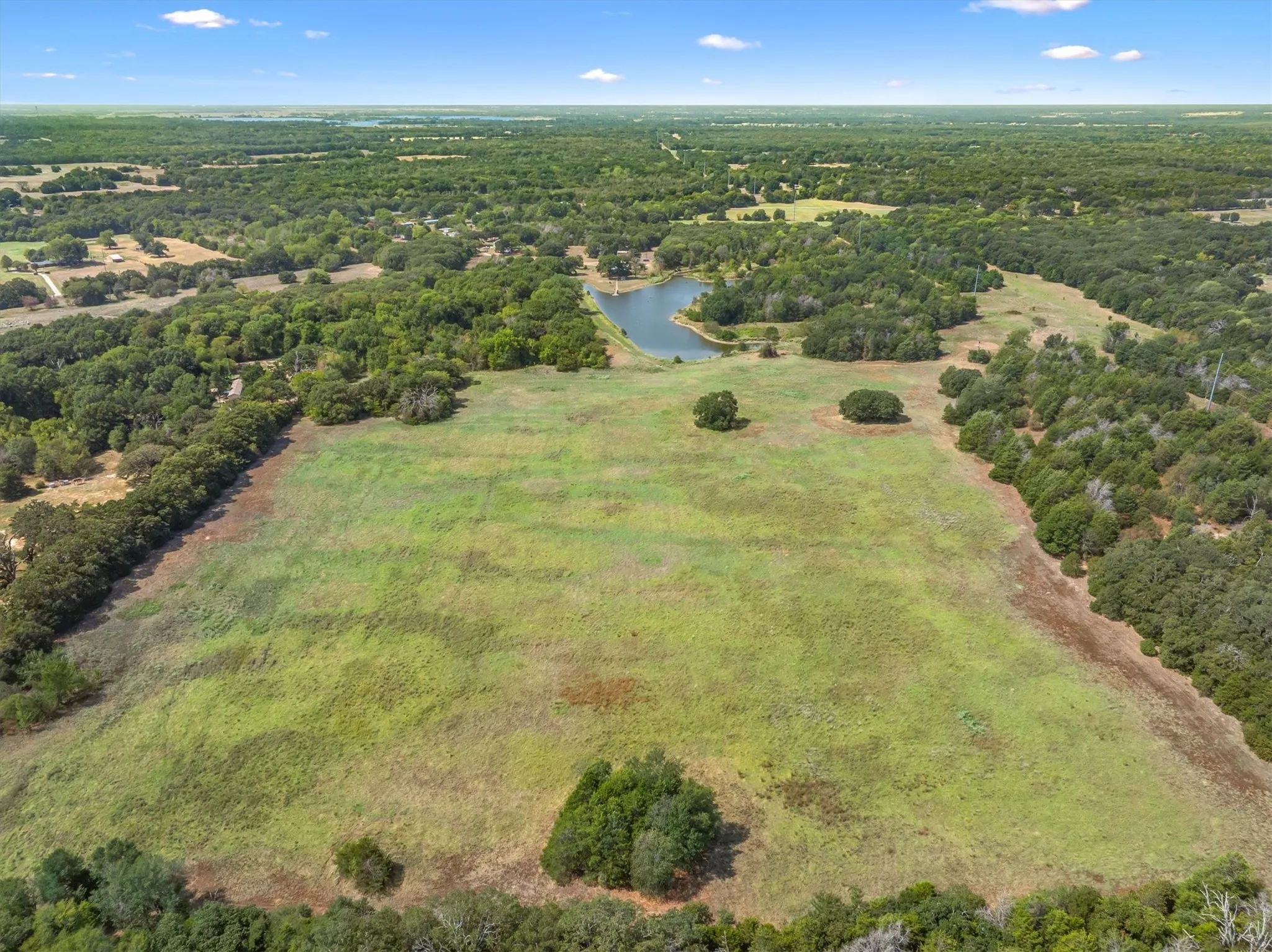 Farm For Sale in Kaufman County , 18436 County Road 331, Terrell, Texas 75161, 4 Bedroom, 4 Bathroom, 2 Garage spaces, 3,500 Sqft, built in 1987, mls#21385903, Real Estate Agent in Terrell, Homes For Sale in Kaufman county, Homes For Sale in Terrell, Realtor in Terrell Texas, Real Estate Brokerage Independent Realty Texas, Luminita Cordes Realtor