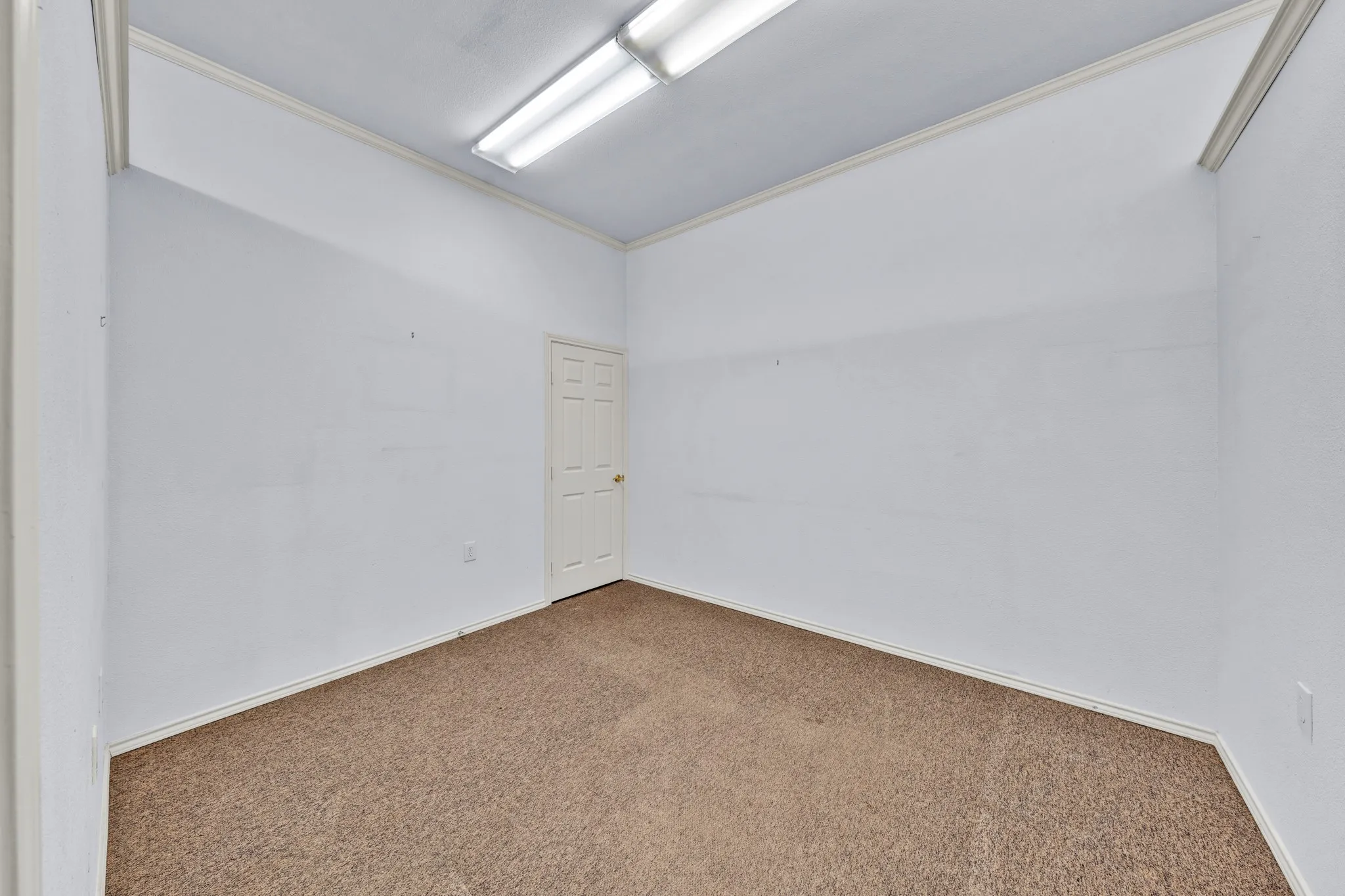 Office For Rent in Hunt County , 8883 State Highway 34 S, Quinlan, Texas 75474, 0, 0, Garage spaces, 0 Sqft, built in 2002, mls#21389982, Real Estate Agent in Quinlan, Homes For Rent in Hunt county, Homes For Rent in Quinlan, Realtor in Quinlan Texas, Real Estate Brokerage Independent Realty Texas, Luminita Cordes Realtor