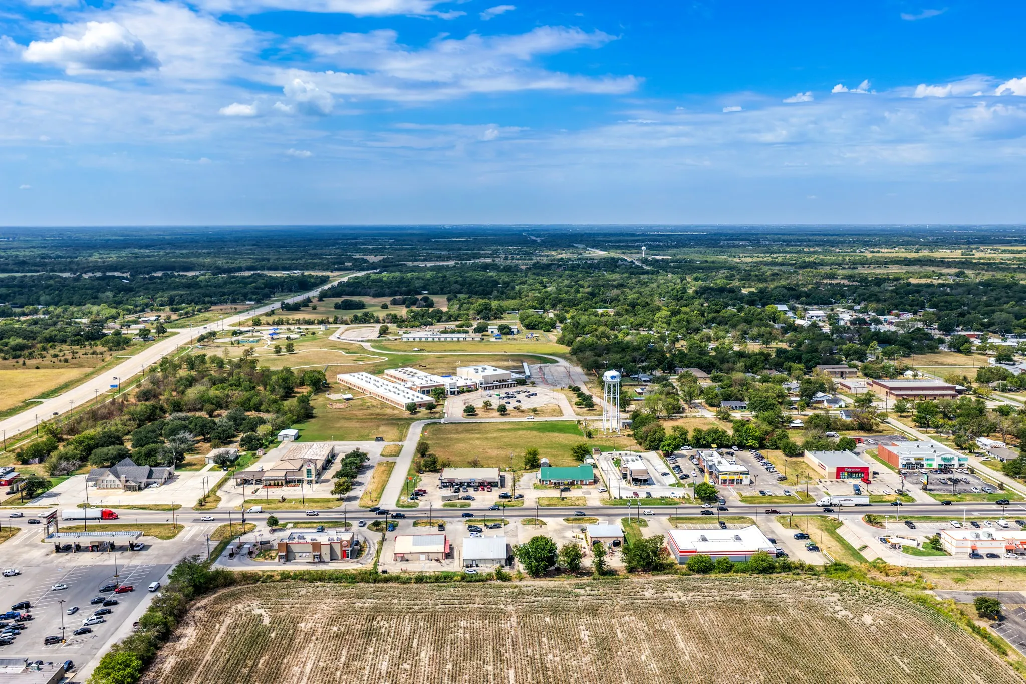 Office For Rent in Hunt County , 8883 State Highway 34 S, Quinlan, Texas 75474, 0, 0, Garage spaces, 0 Sqft, built in 2002, mls#21389982, Real Estate Agent in Quinlan, Homes For Rent in Hunt county, Homes For Rent in Quinlan, Realtor in Quinlan Texas, Real Estate Brokerage Independent Realty Texas, Luminita Cordes Realtor