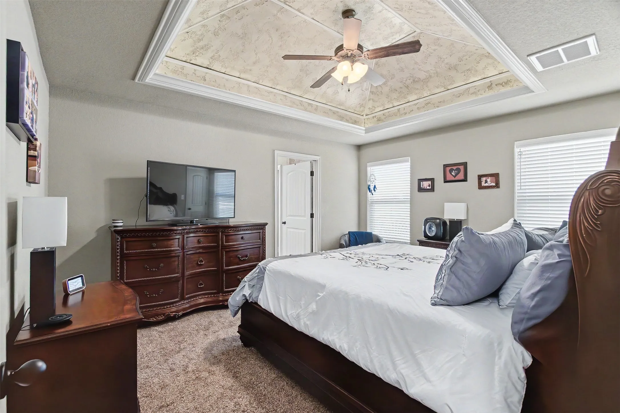 Single Family Residence For Sale in Hood County , 3907 Del Rio Court, Granbury, Texas 76049, 4 Bedroom, 2 Bathroom, 3 Garage spaces, 1,736 Sqft, built in 2018, mls#21395537, Real Estate Agent in Granbury, Homes For Sale in Hood county, Homes For Sale in Granbury, Realtor in Granbury Texas, Real Estate Brokerage Independent Realty Texas, Luminita Cordes Realtor