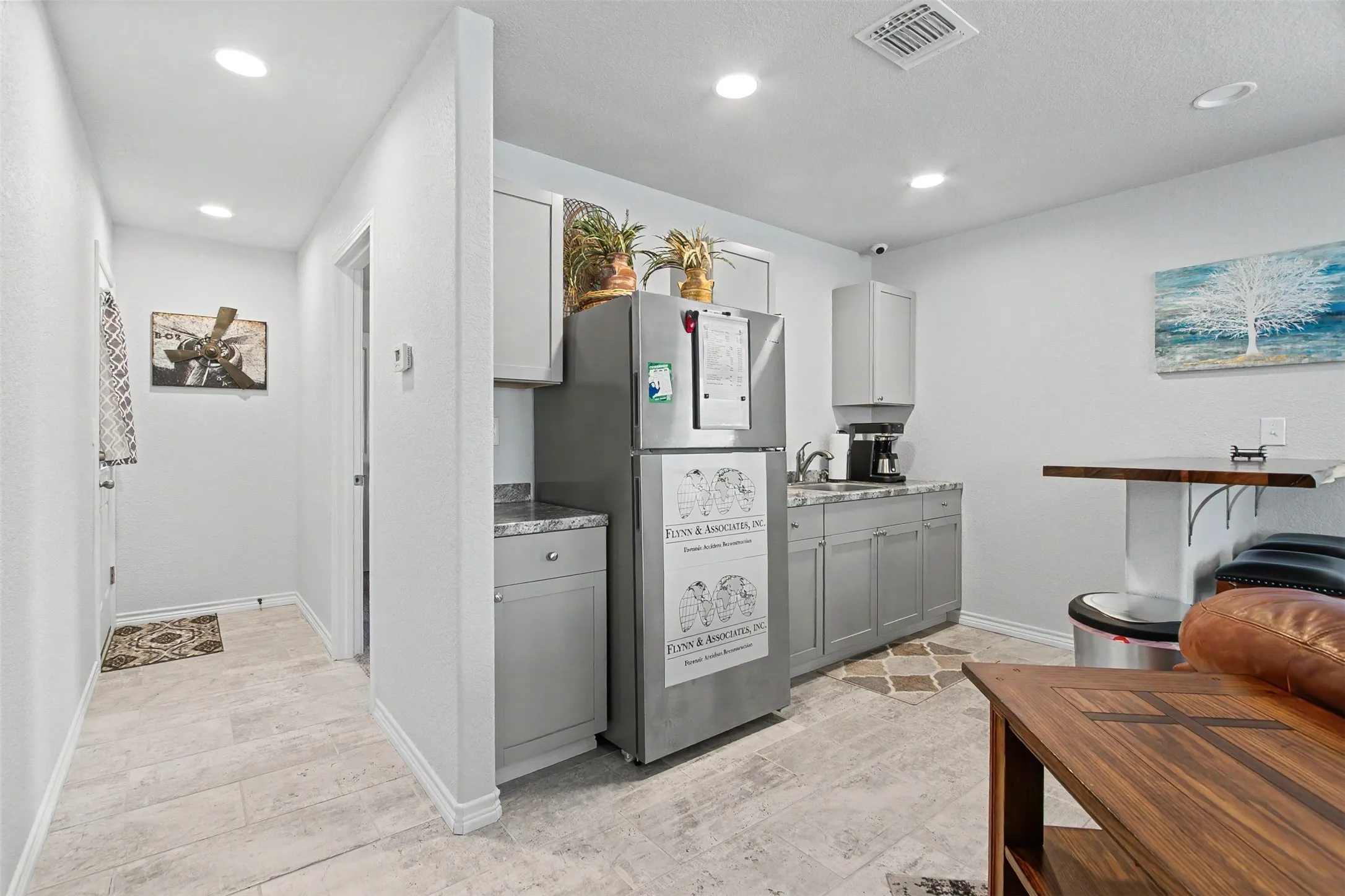 Single Family Residence For Sale in Hood County , 3907 Del Rio Court, Granbury, Texas 76049, 4 Bedroom, 2 Bathroom, 3 Garage spaces, 1,736 Sqft, built in 2018, mls#21395537, Real Estate Agent in Granbury, Homes For Sale in Hood county, Homes For Sale in Granbury, Realtor in Granbury Texas, Real Estate Brokerage Independent Realty Texas, Luminita Cordes Realtor