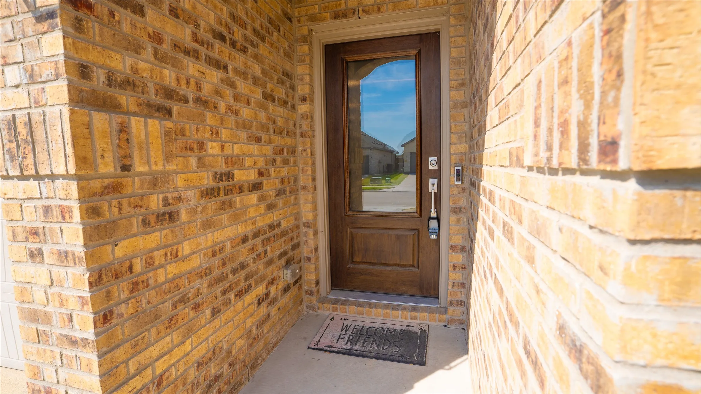 Single Family Residence For Sale in Collin County , 7109 Dandelion Road, Mc Kinney, Texas 75071, 4 Bedroom, 2 Bathroom, 2 Garage spaces, 1,990 Sqft, built in 2021, mls#21391280, Real Estate Agent in Mc Kinney, Homes For Sale in Collin county, Homes For Sale in Mc Kinney, Realtor in Mc Kinney Texas, Real Estate Brokerage Independent Realty Texas, Luminita Cordes Realtor
