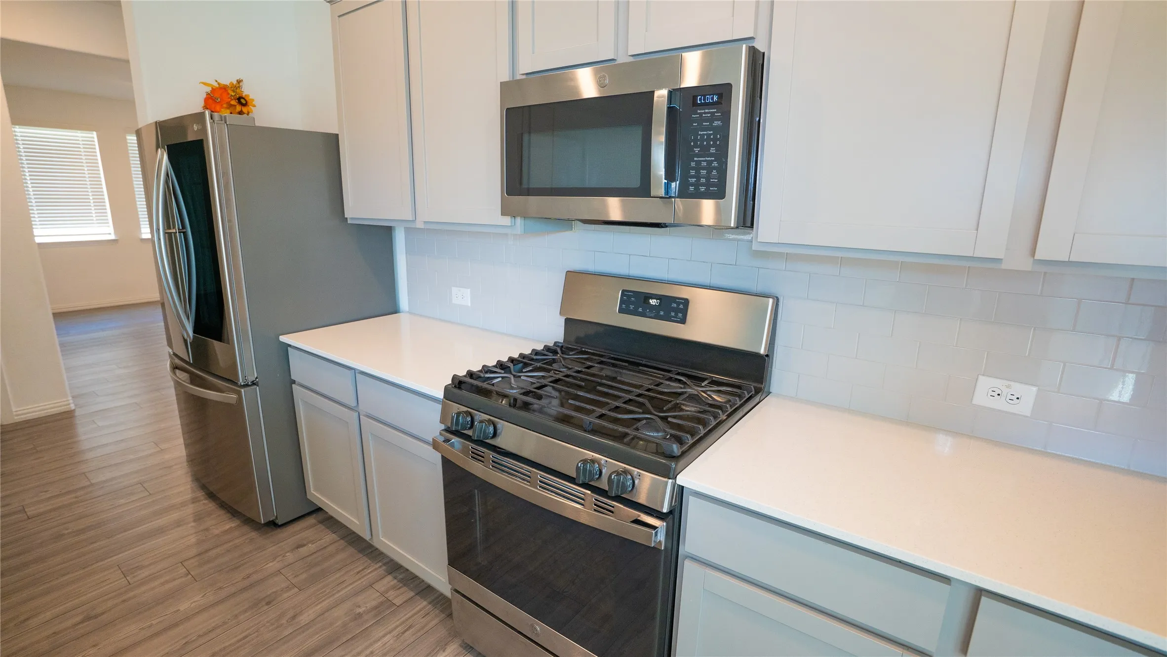 Single Family Residence For Sale in Collin County , 7109 Dandelion Road, Mc Kinney, Texas 75071, 4 Bedroom, 2 Bathroom, 2 Garage spaces, 1,990 Sqft, built in 2021, mls#21391280, Real Estate Agent in Mc Kinney, Homes For Sale in Collin county, Homes For Sale in Mc Kinney, Realtor in Mc Kinney Texas, Real Estate Brokerage Independent Realty Texas, Luminita Cordes Realtor