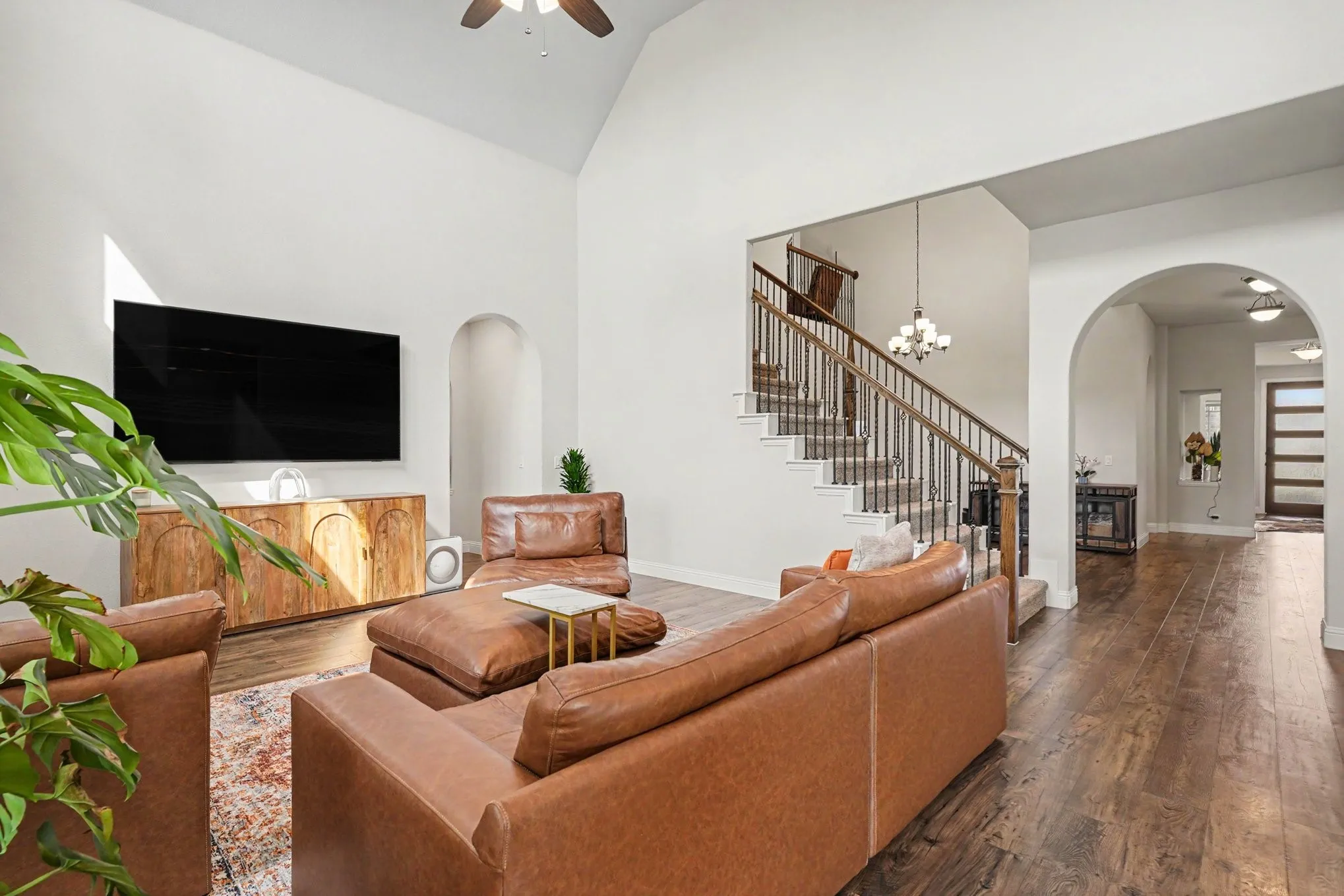 Single Family Residence For Sale in Tarrant County , 10628 Kettlewood Drive, Fort Worth, Texas 76036, 4 Bedroom, 4 Bathroom, 3 Garage spaces, 3,489 Sqft, built in 2022, mls#21392919, Real Estate Agent in Fort Worth, Homes For Sale in Tarrant county, Homes For Sale in Fort Worth, Realtor in Fort Worth Texas, Real Estate Brokerage Independent Realty Texas, Luminita Cordes Realtor
