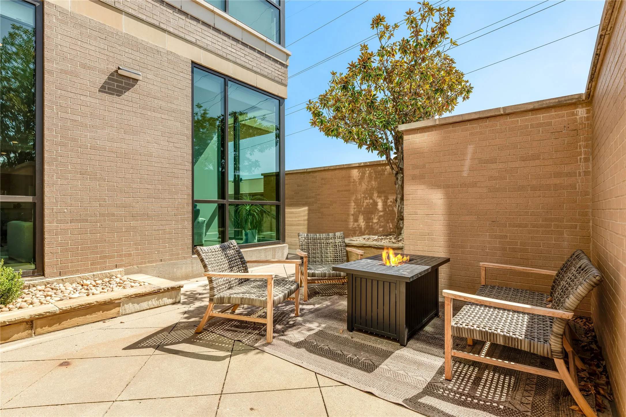 Condominium For Sale in Dallas County , 5656 N Central Expressway 103, Dallas, Texas 75206, 2 Bedroom, 3 Bathroom, 2 Garage spaces, 2,364 Sqft, built in 2005, mls#21395039, Real Estate Agent in Dallas, Homes For Sale in Dallas county, Homes For Sale in Dallas, Realtor in Dallas Texas, Real Estate Brokerage Independent Realty Texas, Luminita Cordes Realtor