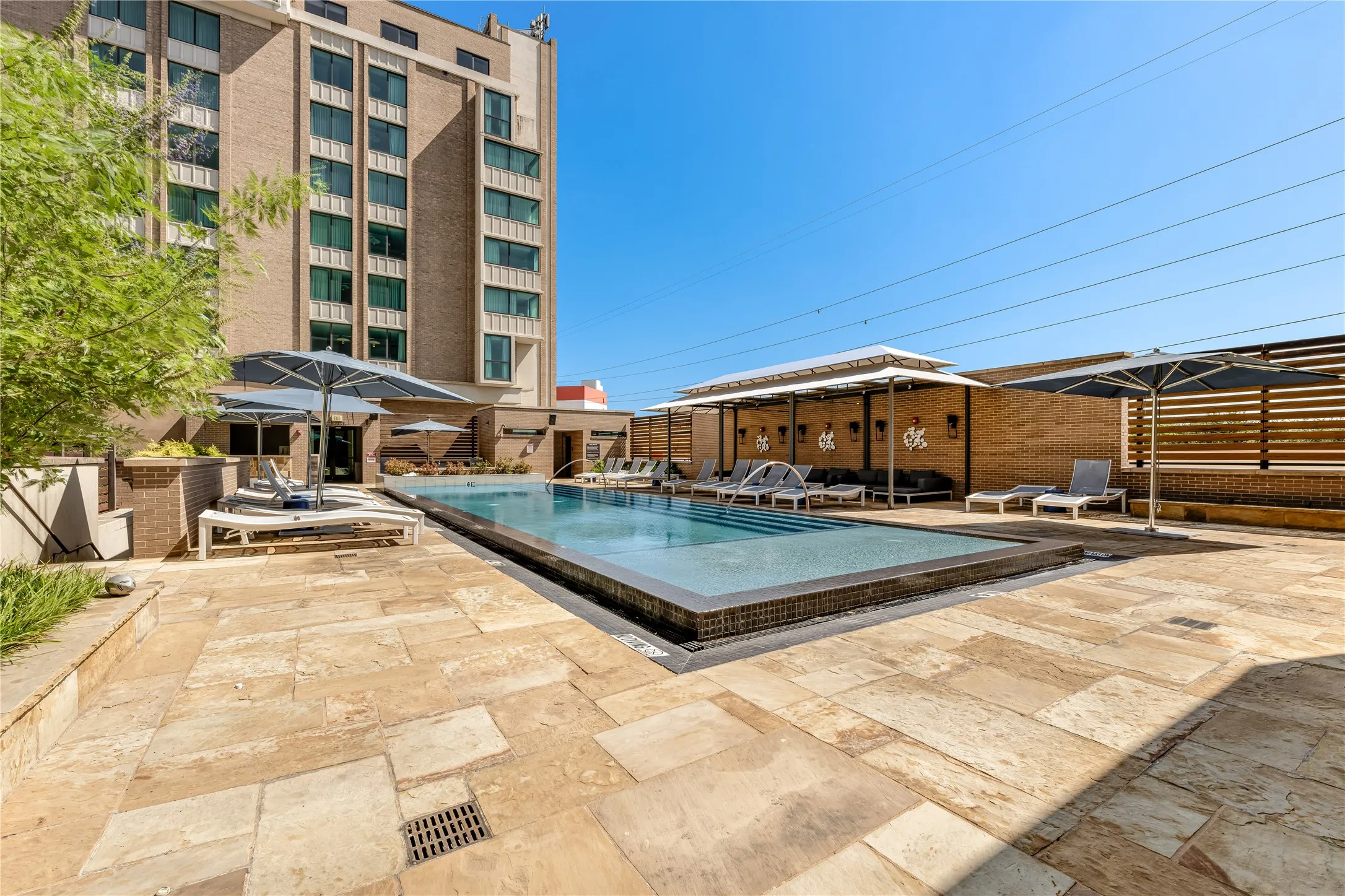 Condominium For Sale in Dallas County , 5656 N Central Expressway 103, Dallas, Texas 75206, 2 Bedroom, 3 Bathroom, 2 Garage spaces, 2,364 Sqft, built in 2005, mls#21395039, Real Estate Agent in Dallas, Homes For Sale in Dallas county, Homes For Sale in Dallas, Realtor in Dallas Texas, Real Estate Brokerage Independent Realty Texas, Luminita Cordes Realtor