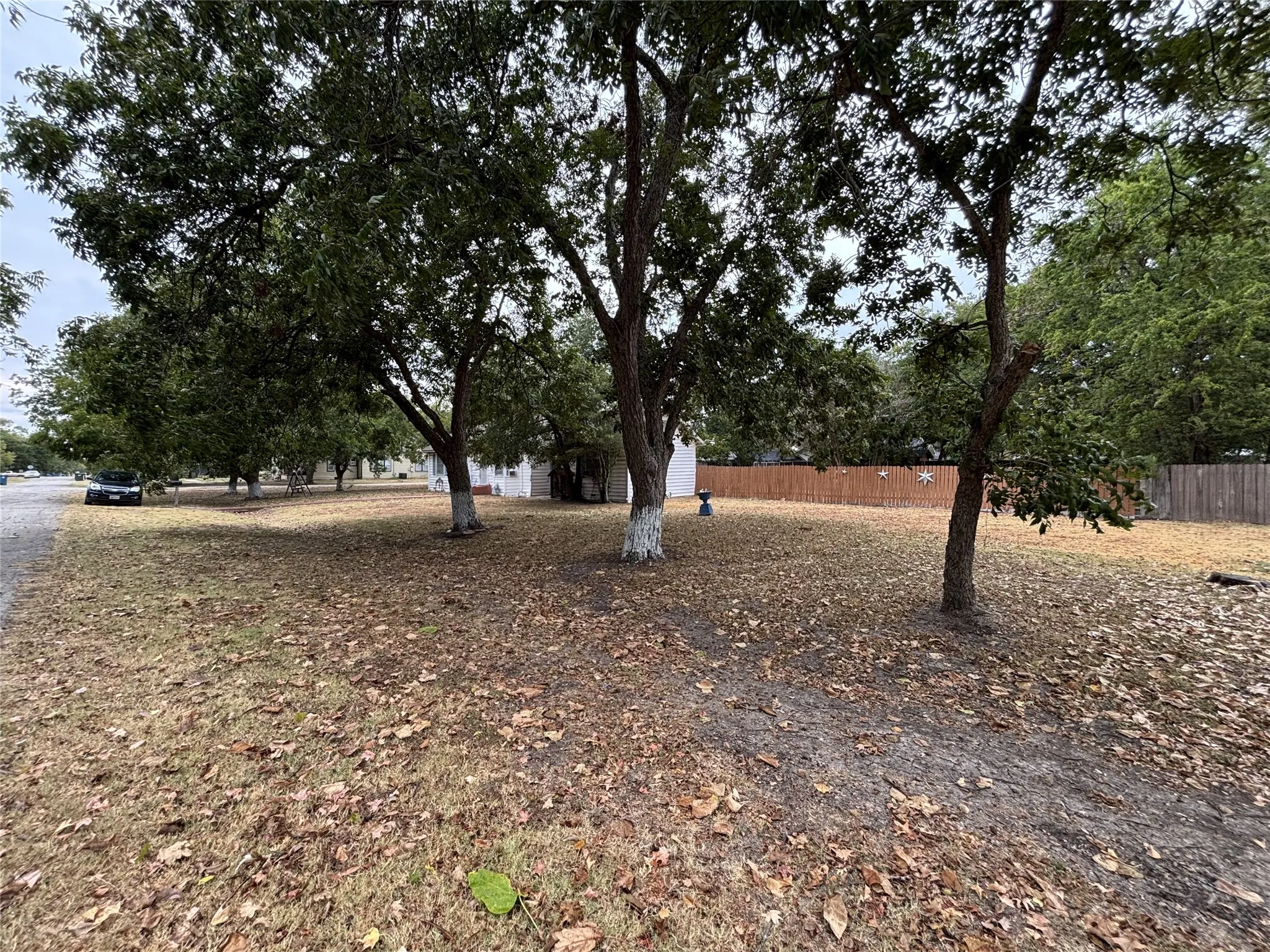 Single Family Residence For Sale in Navarro County , 301 SE 5th Street, Kerens, Texas 75144, 3 Bedroom, 2 Bathroom, 1 Garage spaces, 1,839 Sqft, built in 1945, mls#21386930, Real Estate Agent in Kerens, Homes For Sale in Navarro county, Homes For Sale in Kerens, Realtor in Kerens Texas, Real Estate Brokerage Independent Realty Texas, Luminita Cordes Realtor