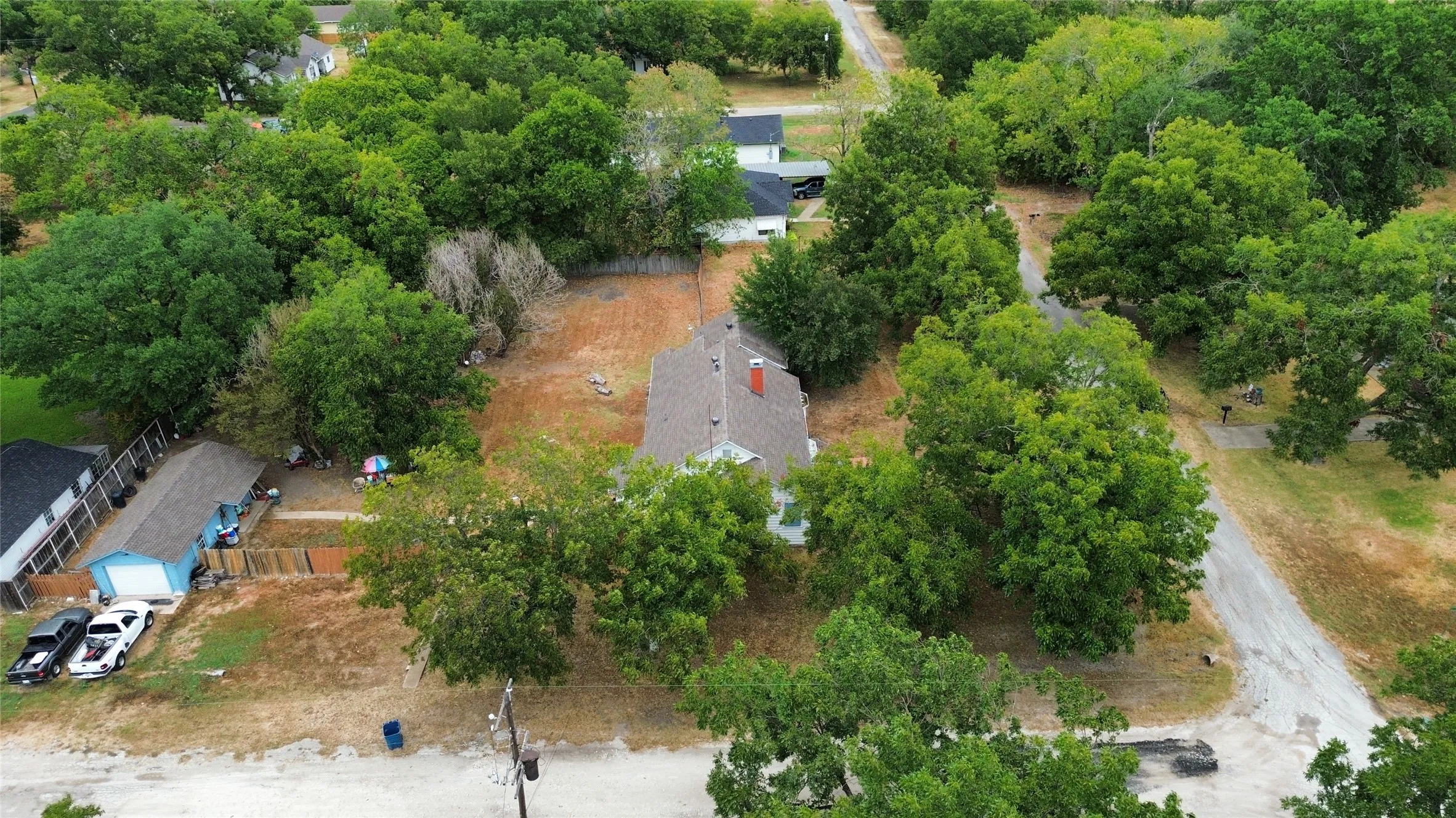 Single Family Residence For Sale in Navarro County , 301 SE 5th Street, Kerens, Texas 75144, 3 Bedroom, 2 Bathroom, 1 Garage spaces, 1,839 Sqft, built in 1945, mls#21386930, Real Estate Agent in Kerens, Homes For Sale in Navarro county, Homes For Sale in Kerens, Realtor in Kerens Texas, Real Estate Brokerage Independent Realty Texas, Luminita Cordes Realtor