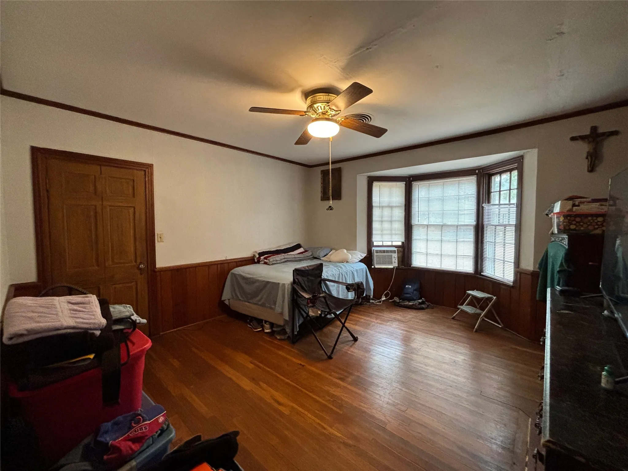 Single Family Residence For Sale in Navarro County , 301 SE 5th Street, Kerens, Texas 75144, 3 Bedroom, 2 Bathroom, 1 Garage spaces, 1,839 Sqft, built in 1945, mls#21386930, Real Estate Agent in Kerens, Homes For Sale in Navarro county, Homes For Sale in Kerens, Realtor in Kerens Texas, Real Estate Brokerage Independent Realty Texas, Luminita Cordes Realtor
