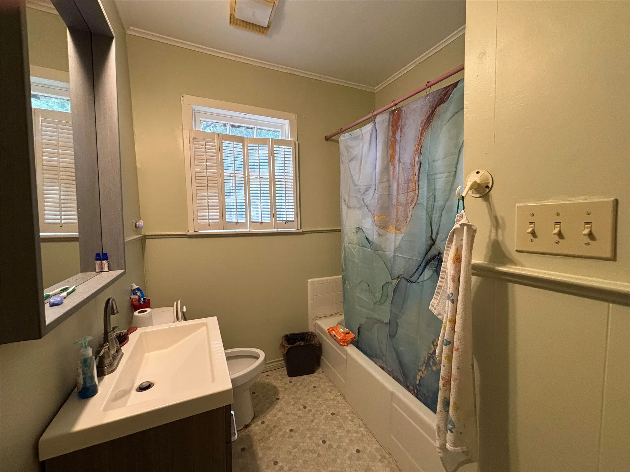 Single Family Residence For Sale in Navarro County , 301 SE 5th Street, Kerens, Texas 75144, 3 Bedroom, 2 Bathroom, 1 Garage spaces, 1,839 Sqft, built in 1945, mls#21386930, Real Estate Agent in Kerens, Homes For Sale in Navarro county, Homes For Sale in Kerens, Realtor in Kerens Texas, Real Estate Brokerage Independent Realty Texas, Luminita Cordes Realtor