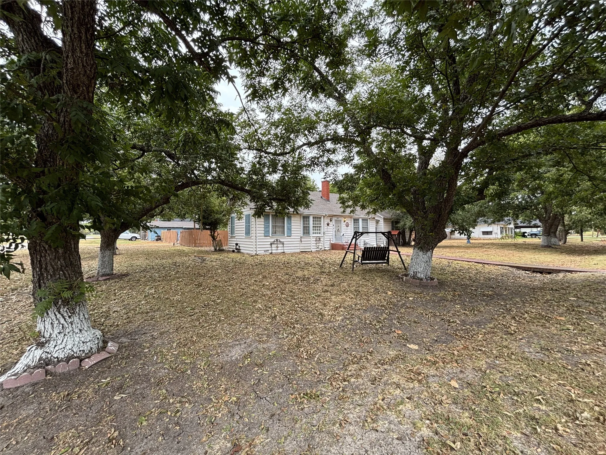 Single Family Residence For Sale in Navarro County , 301 SE 5th Street, Kerens, Texas 75144, 3 Bedroom, 2 Bathroom, 1 Garage spaces, 1,839 Sqft, built in 1945, mls#21386930, Real Estate Agent in Kerens, Homes For Sale in Navarro county, Homes For Sale in Kerens, Realtor in Kerens Texas, Real Estate Brokerage Independent Realty Texas, Luminita Cordes Realtor